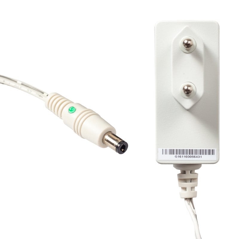 SUNNY SYS1381-1005-W2E BEYAZ 5 VOLT - 2 AMPER 5.5*2.5 UÇLU LEDLİ ADAPTÖR