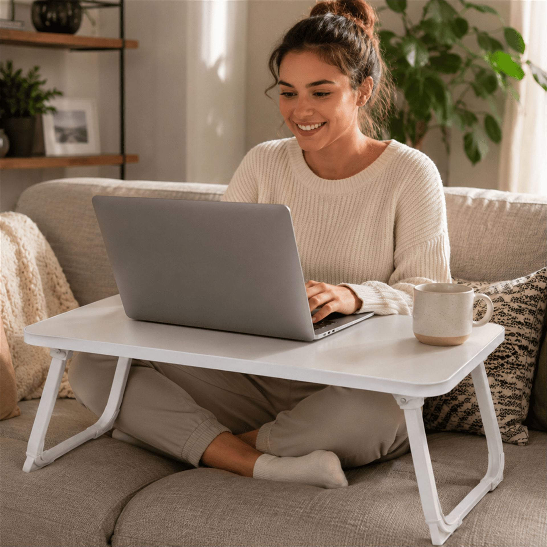 Sunup Sunup SN-29691 Katlanabilir Laptop Masası ve Yatak Koltuk Üzeri Tepsisi Beyaz 60x40cm - Ev ve Yaşam