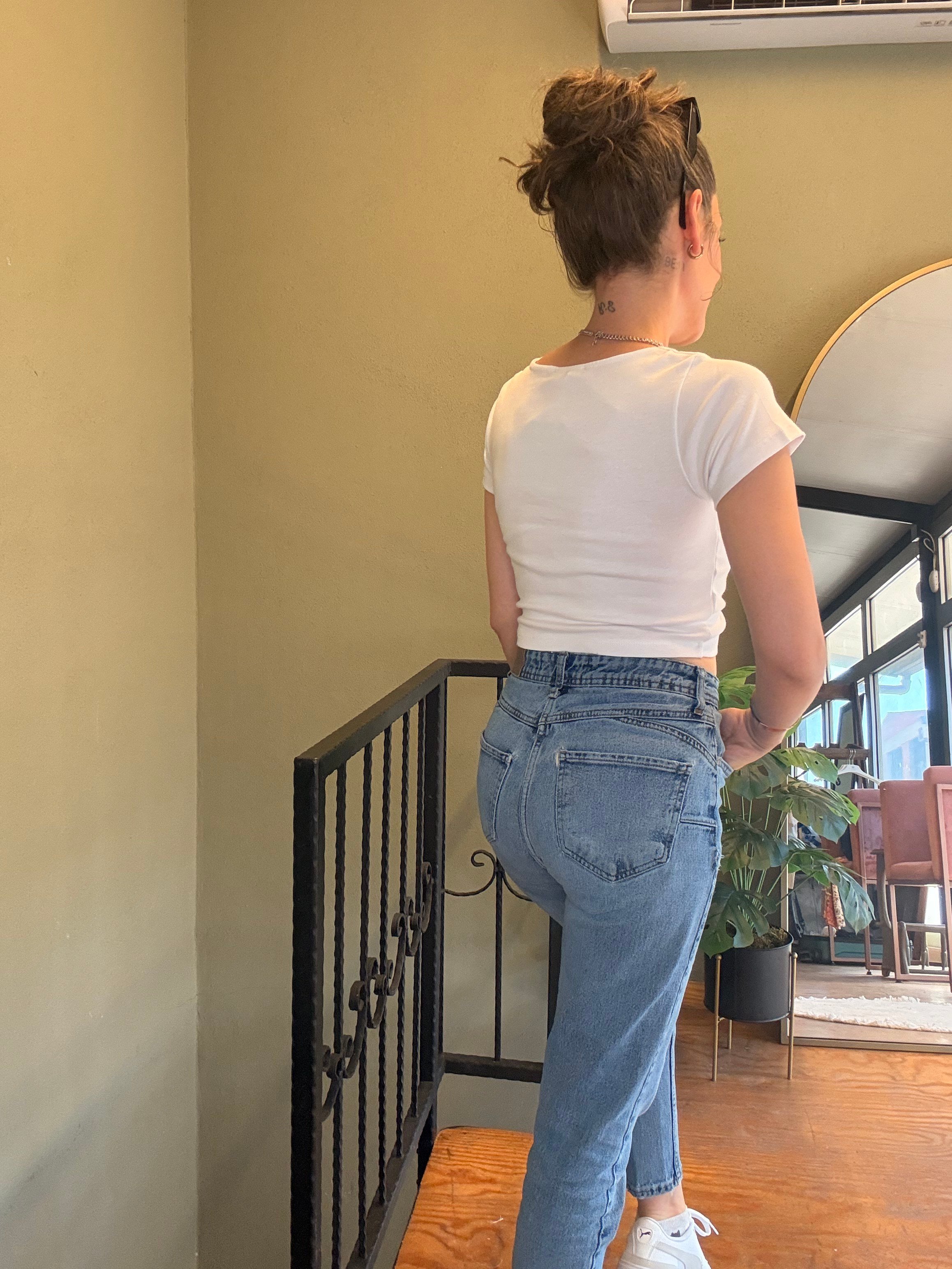 Ekru Önü Büzgülü Crop Tişört
