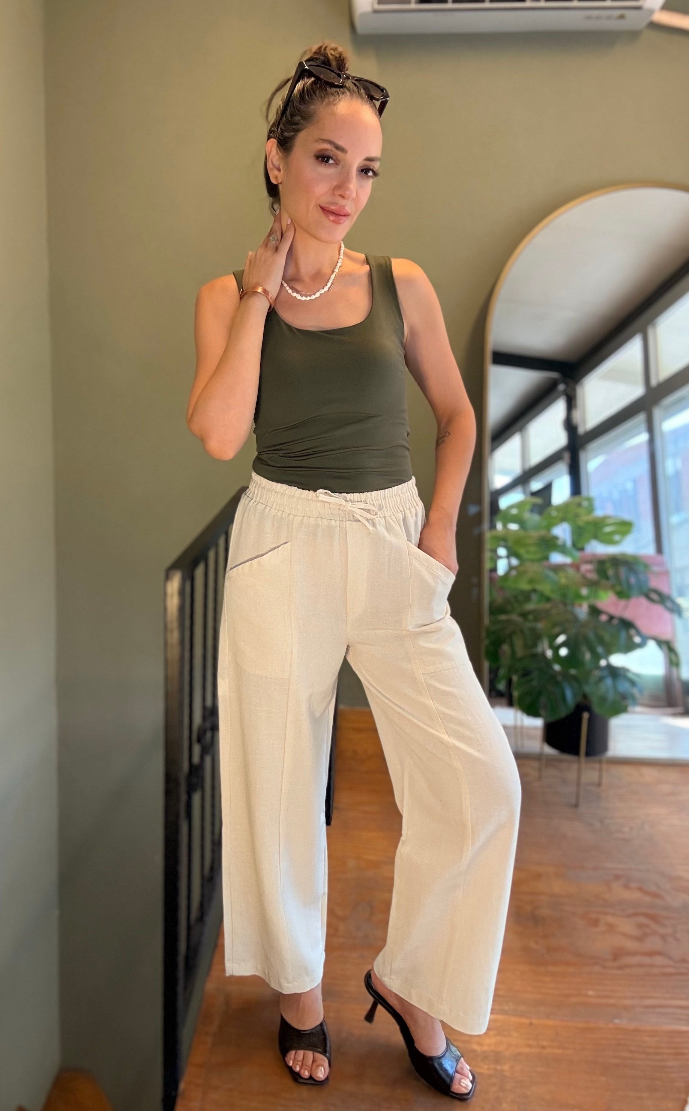 Naturel Önü Çımalı Rahat Kalıp Keten Pantolon