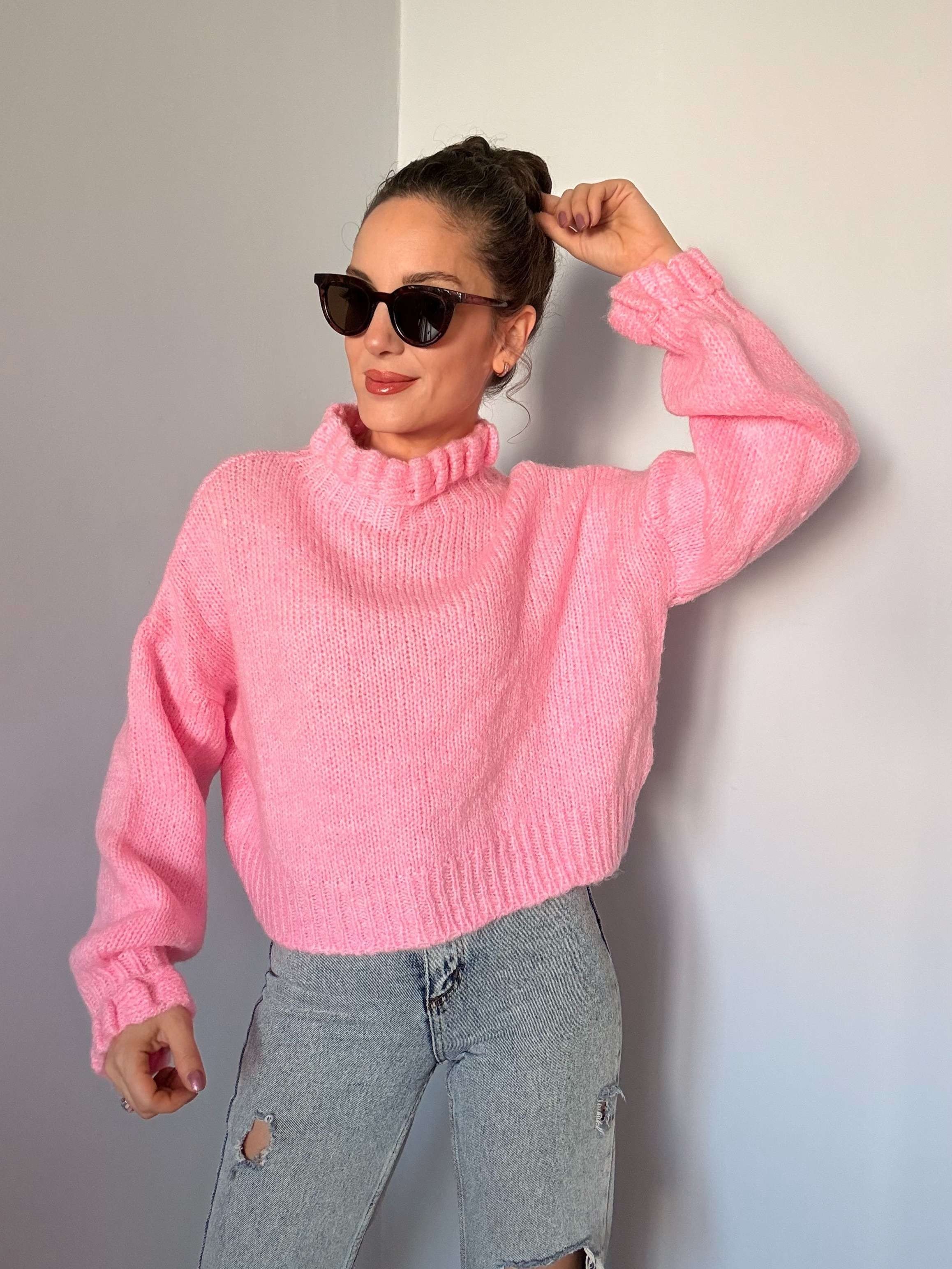 Pembe Fırfır Detay Crop Kazak
