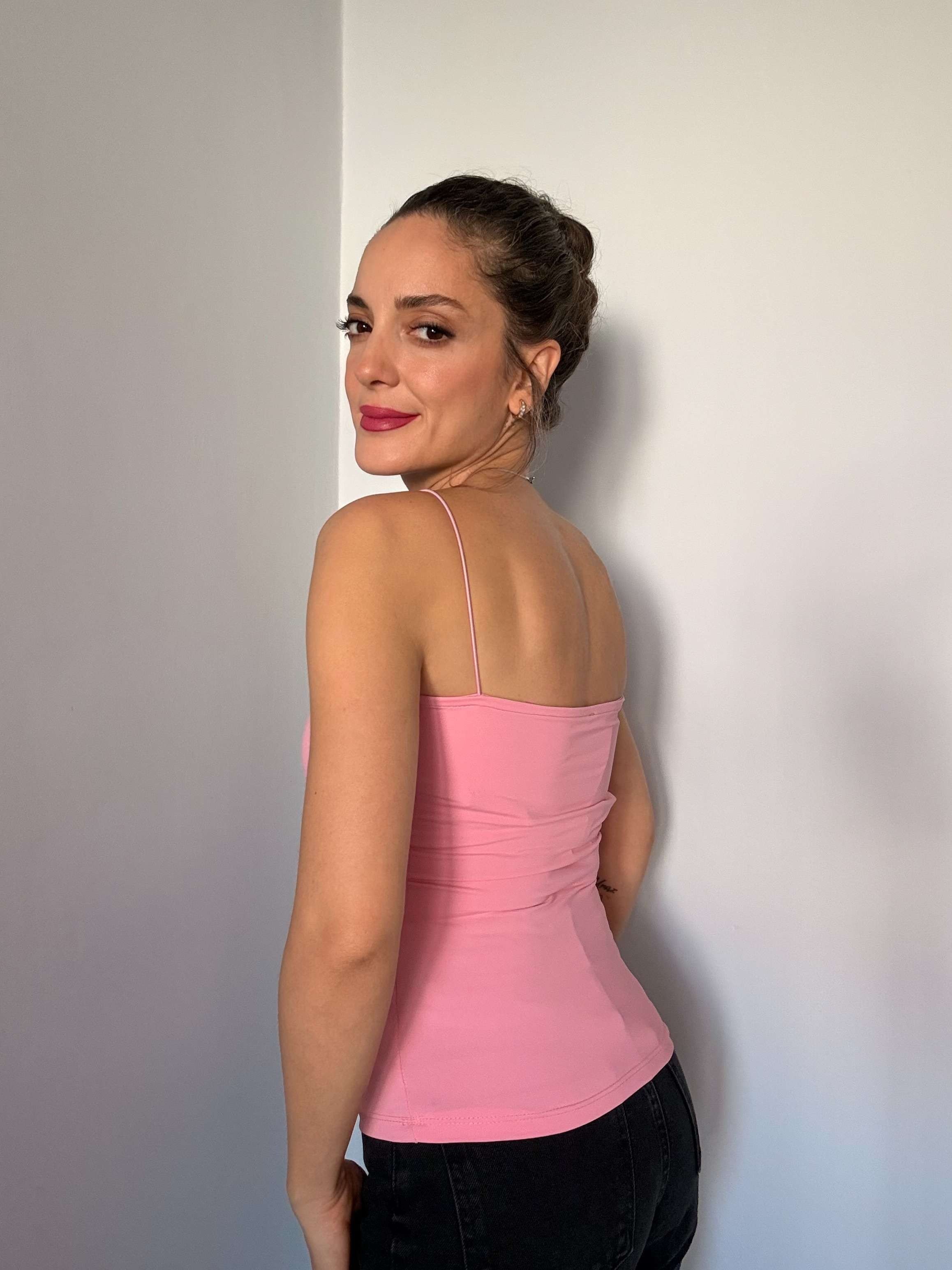 Pembe İp Askılı Atlet
