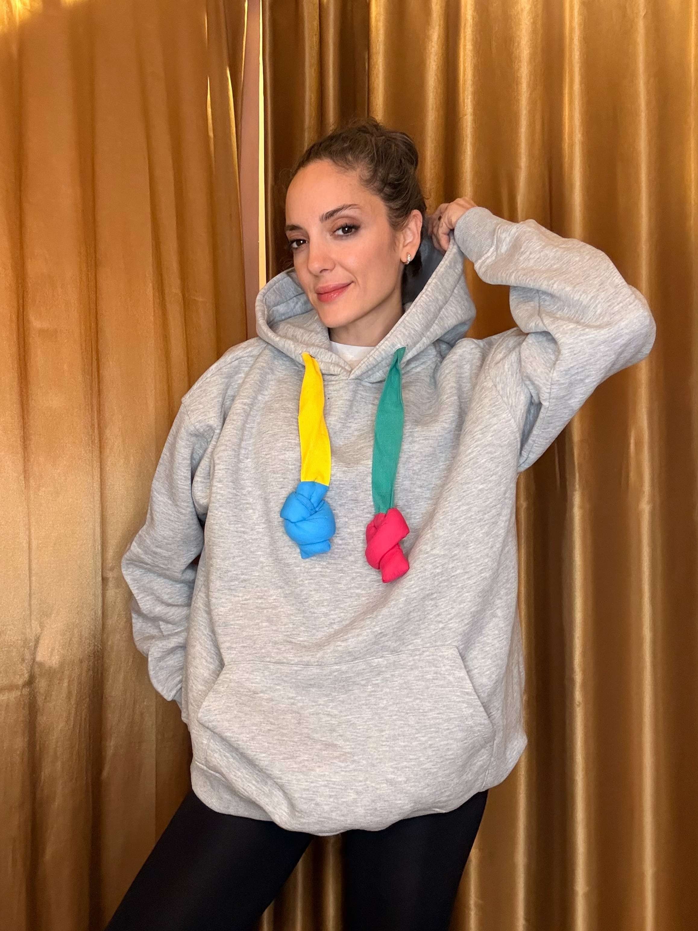 Renkli Kordon Detaylı Gri Sweatshirt