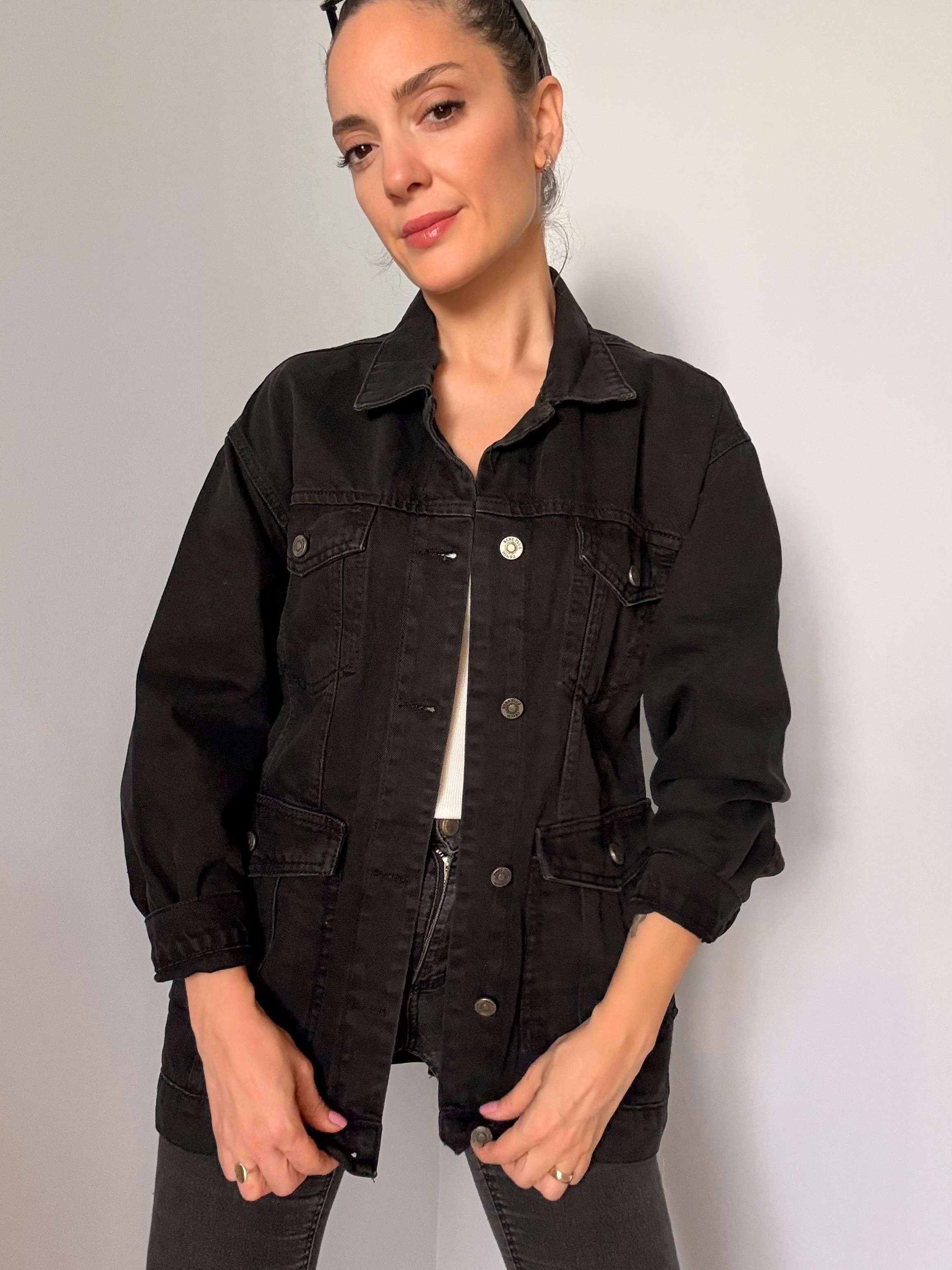 Siyah Kuşak Detaylı Denim Ceket