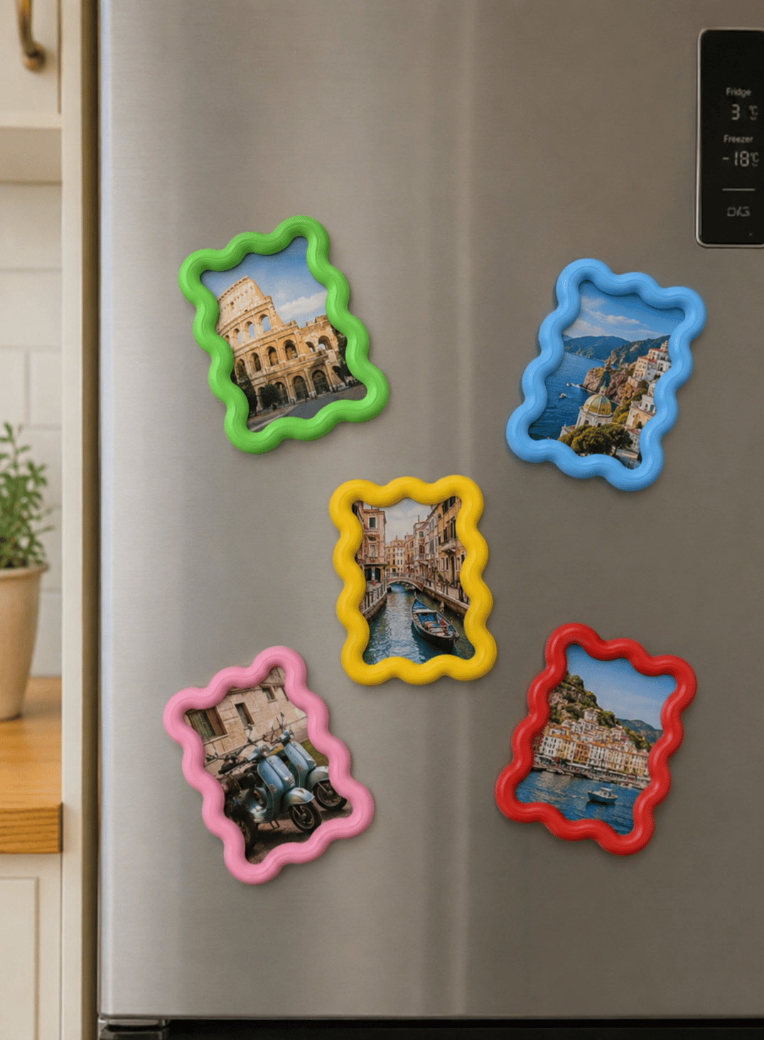 5 Adet Renkli Fotoğraf Magnet Çerçevesi – Buzdolabı İçin Dekoratif Magnet Seti 6x8 cm