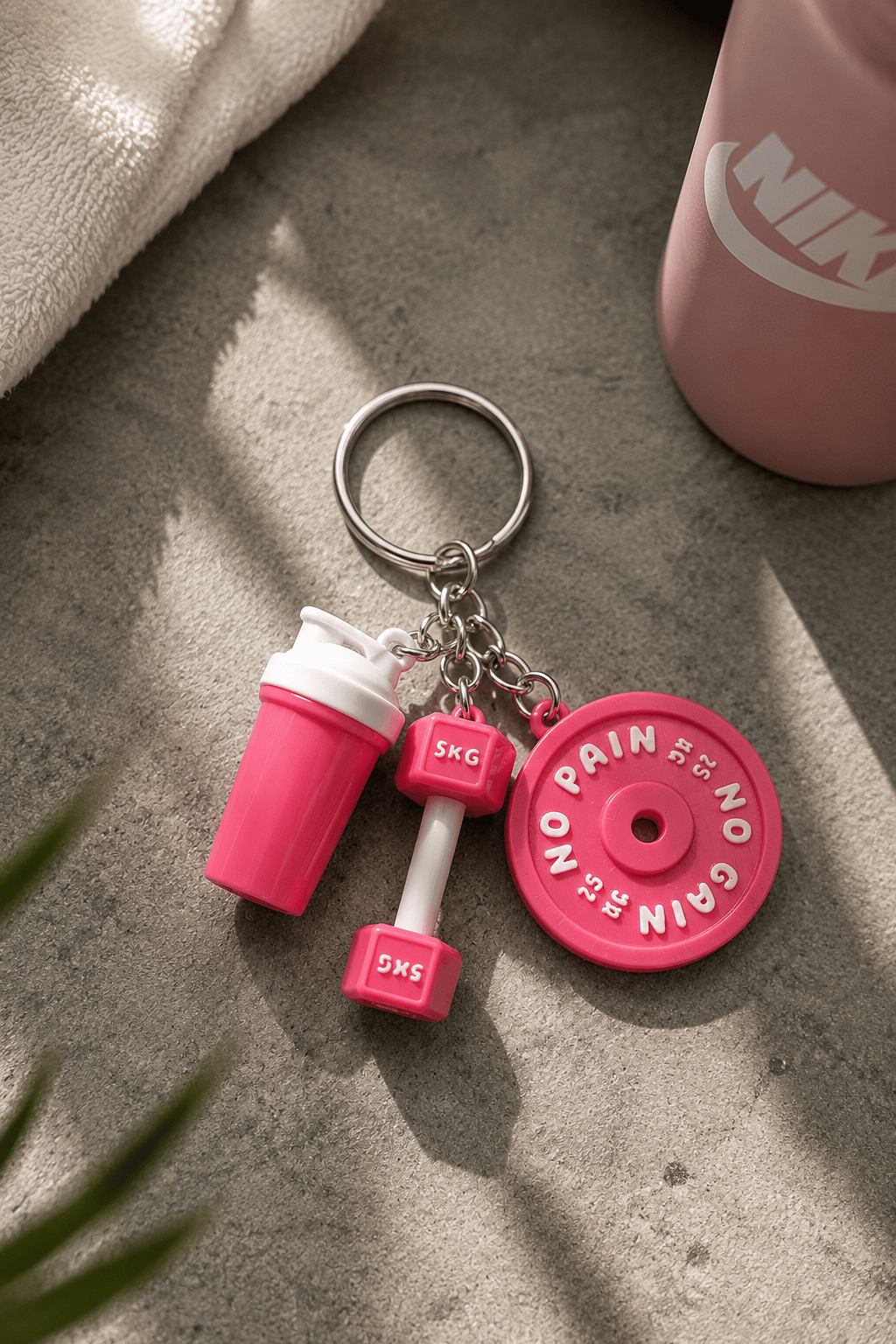 Fitness Spor Çantası Charm Anahtarlık – Plastik Shaker, Dumbbell ve Plaka Figürlü Bag Charm 