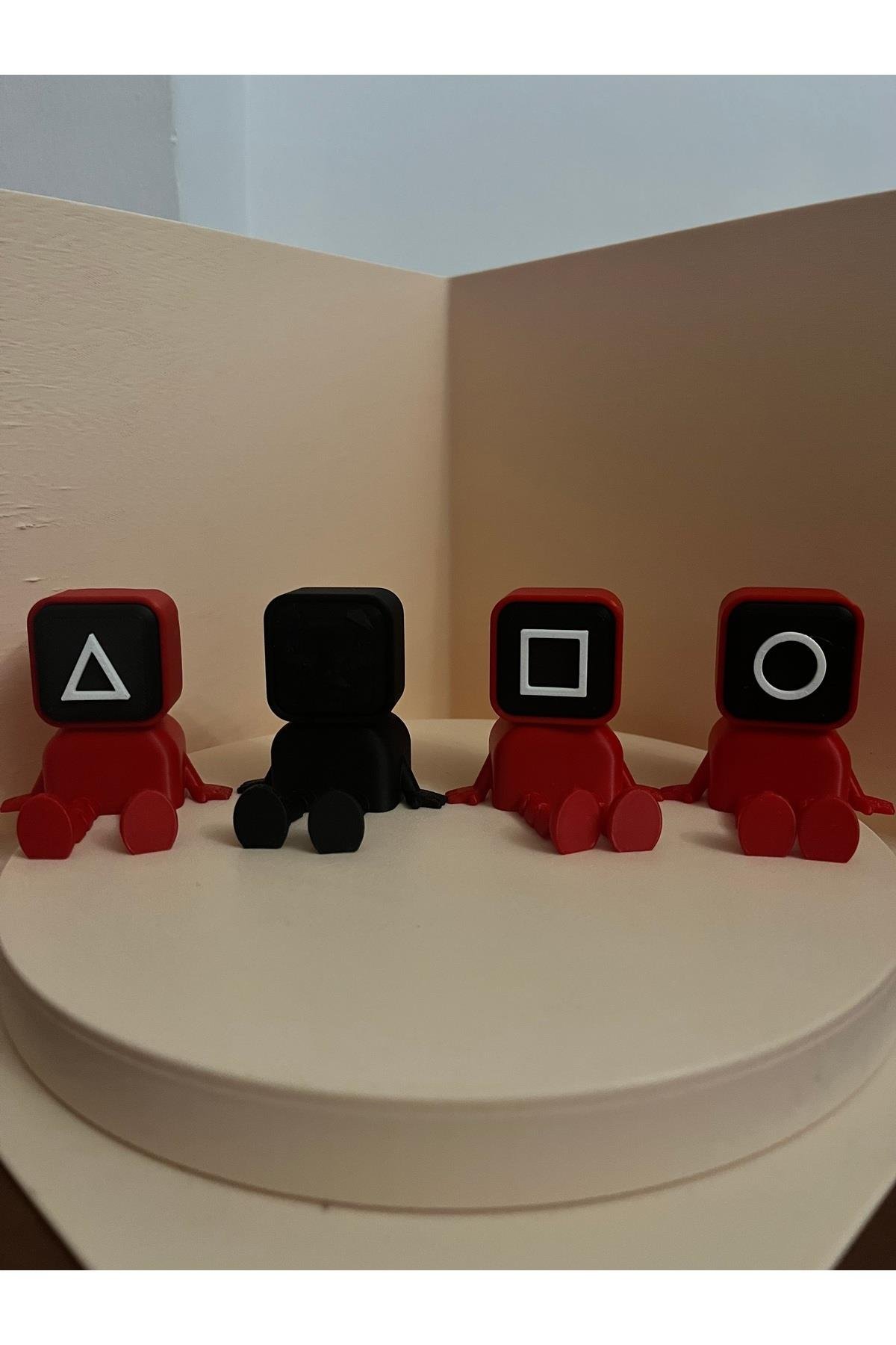 SQUİD GAME FİGÜR 4 LÜ SET