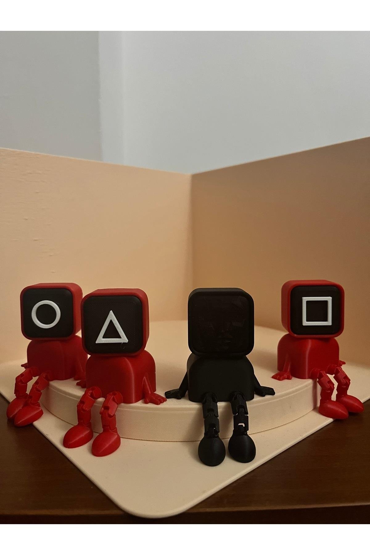 SQUİD GAME FİGÜR 4 LÜ SET