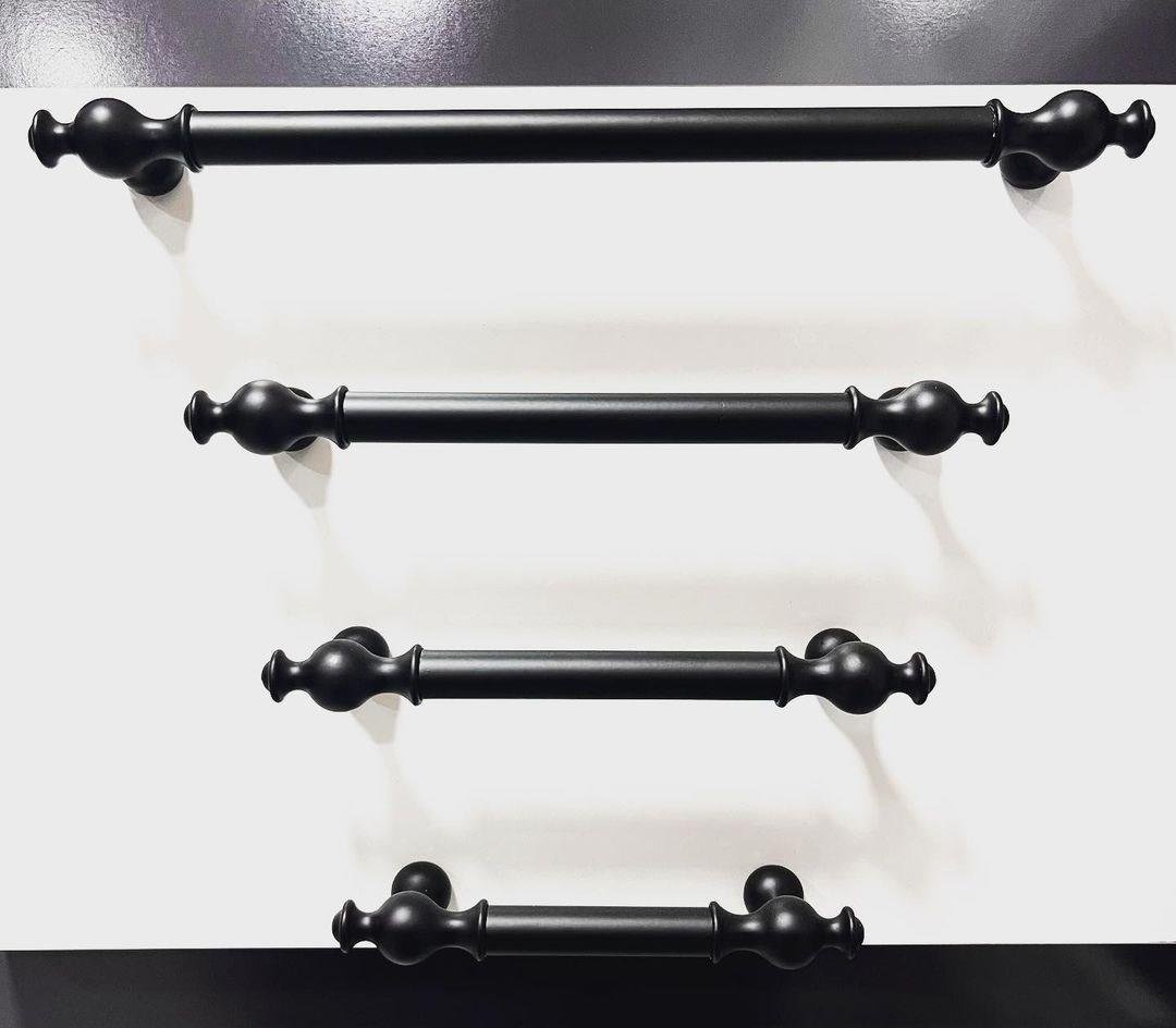 Dora 224 mm Siyah Kulp Mobilya Dolap Çekmece Vestiyer Kulpları-İMZA
