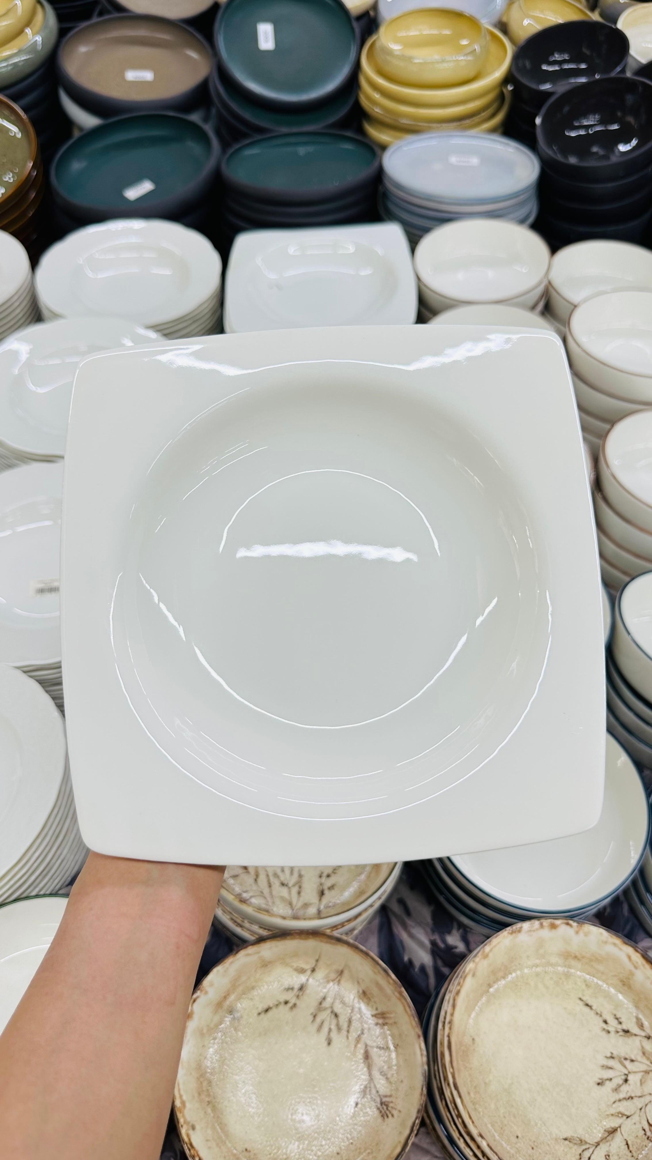 PREMİUM PORSELEN 23 CM KARE 6'LI YEMEK TABAĞI