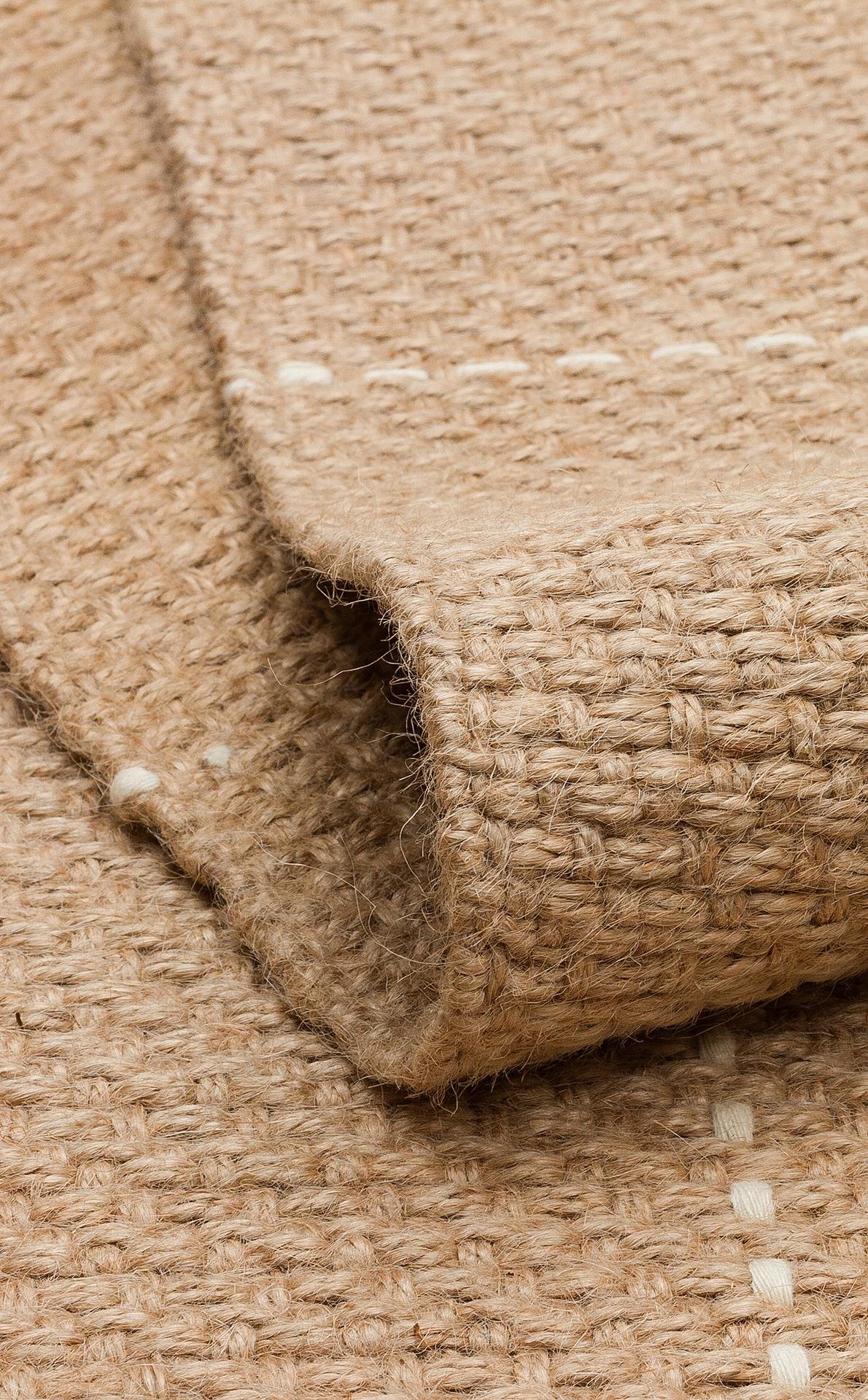 Jüt ve Pamuk ile Üretilen Çift Taraflı Modern Kilim