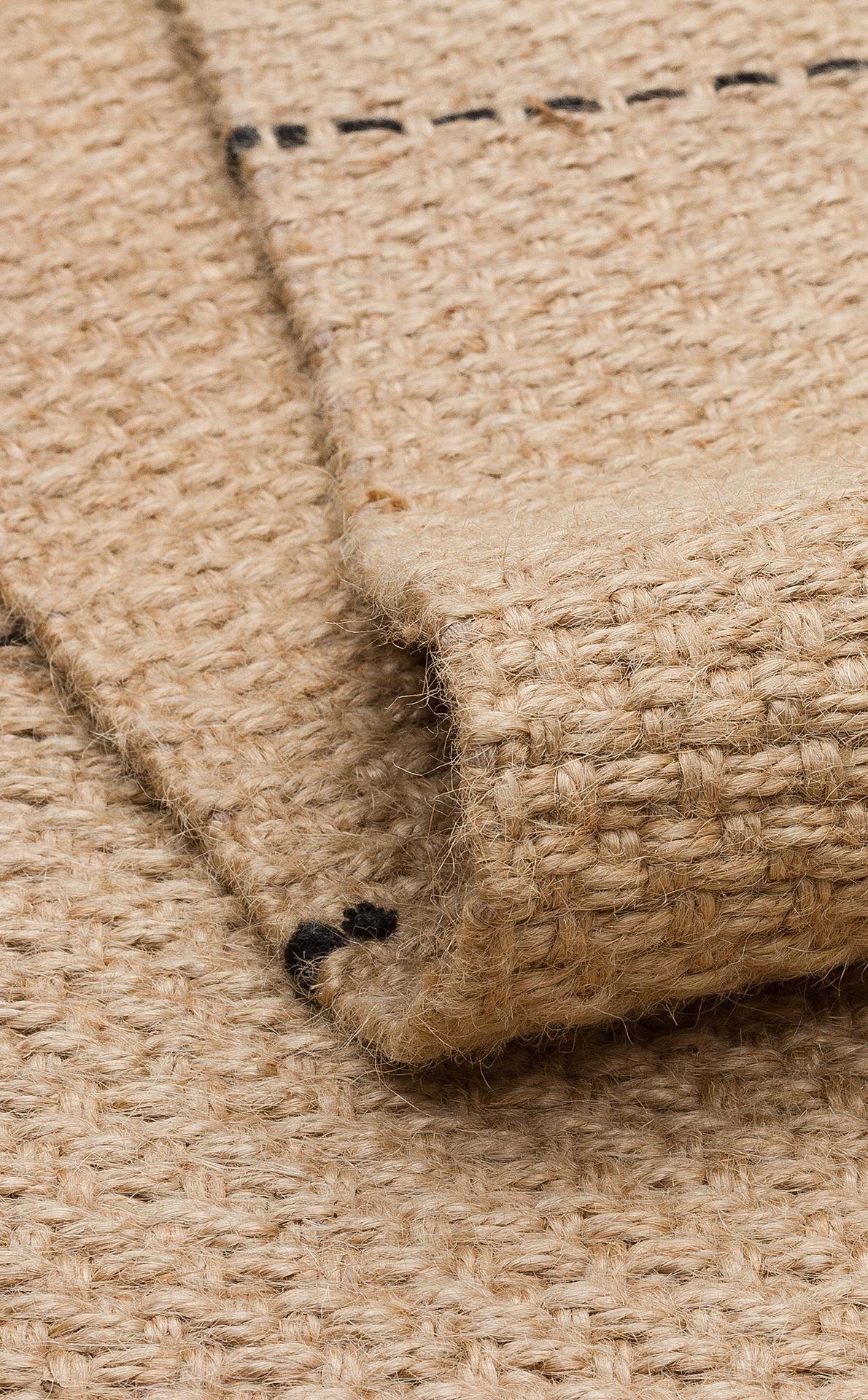 Jüt ve Pamuk ile Üretilen Çift Taraflı Modern Kilim