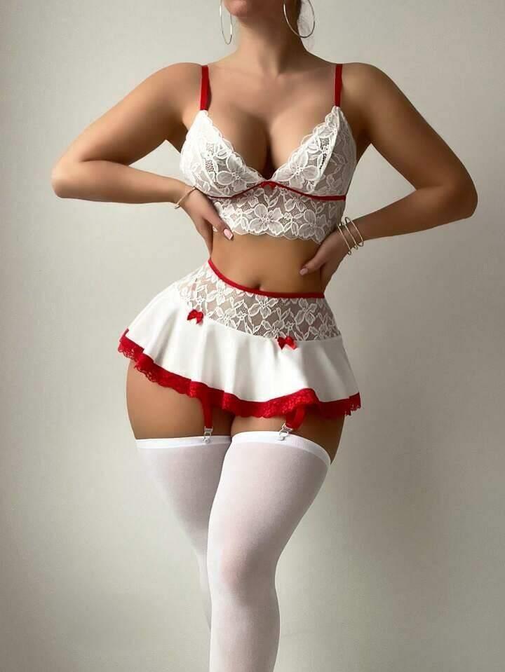 Beyaz Etekli Kırmızı Dantelli Fantezi Kostüm 2058