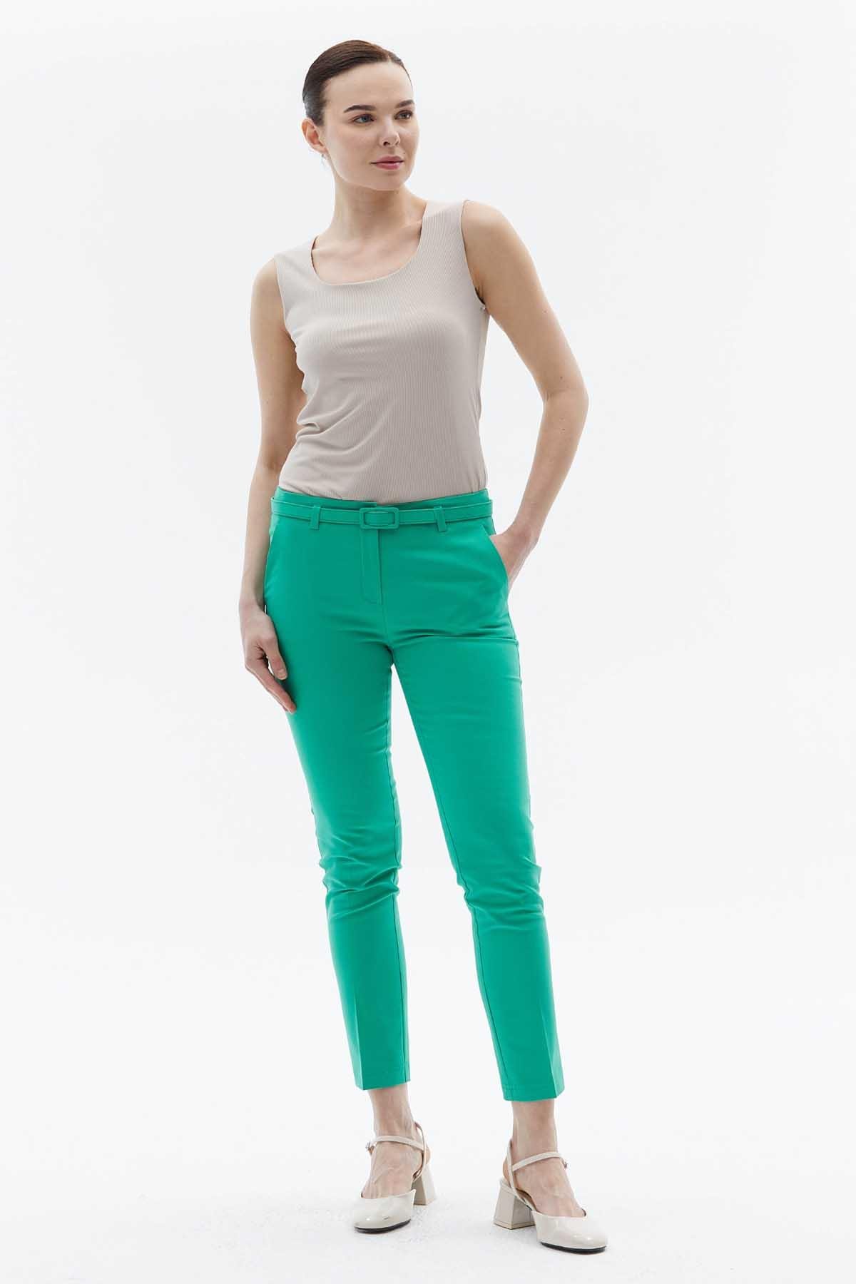 Beli Kemerli Dar Paça Pantolon  /  YEŞİL