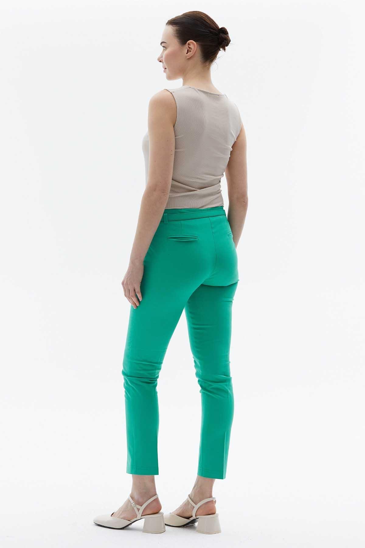 Beli Kemerli Dar Paça Pantolon  /  YEŞİL