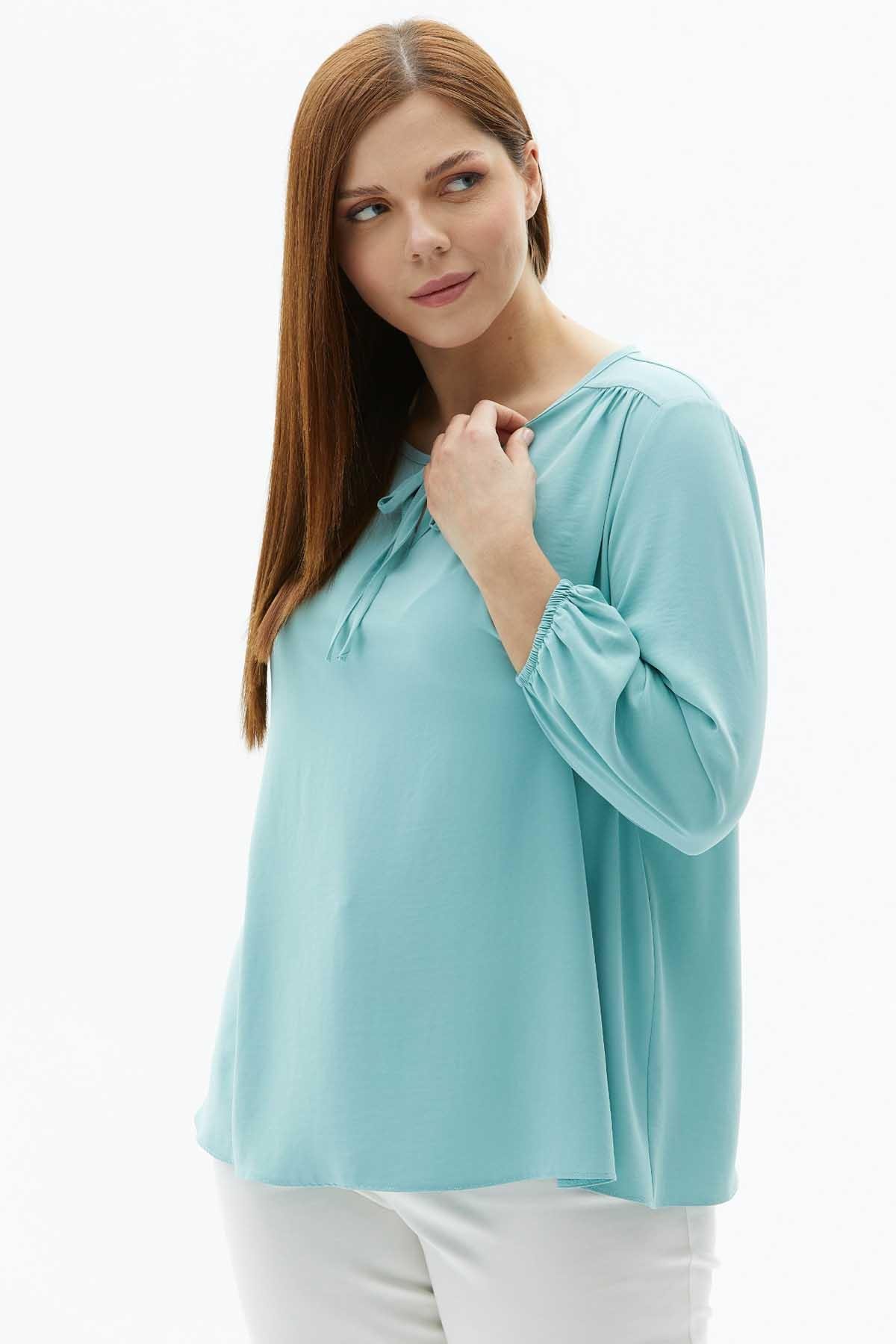 Büyük Beden Kolu Lastikli Yakası Bağlamalı Bluz  /  YEŞİL