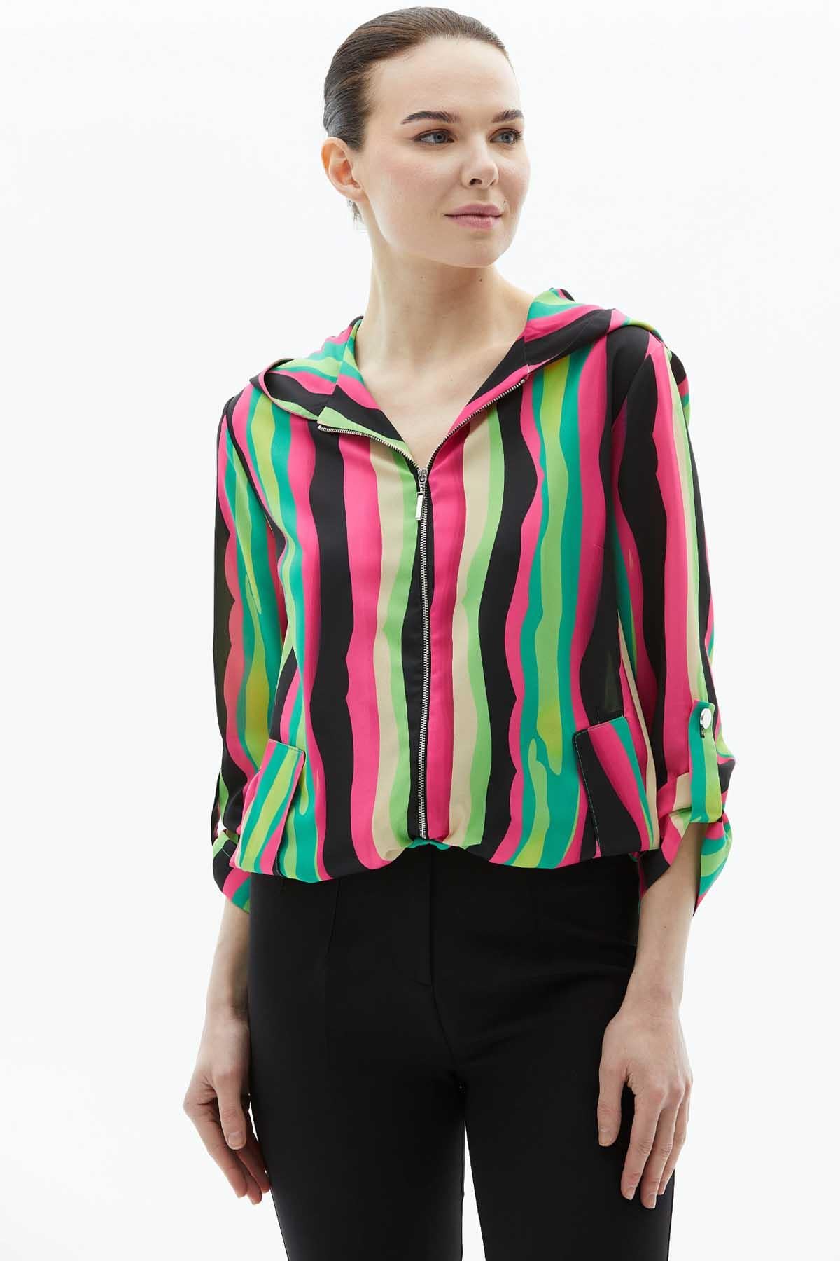 Önü Fermuarlı Kapüşonlu Çizgi Desen Bluz  /  YEŞİL