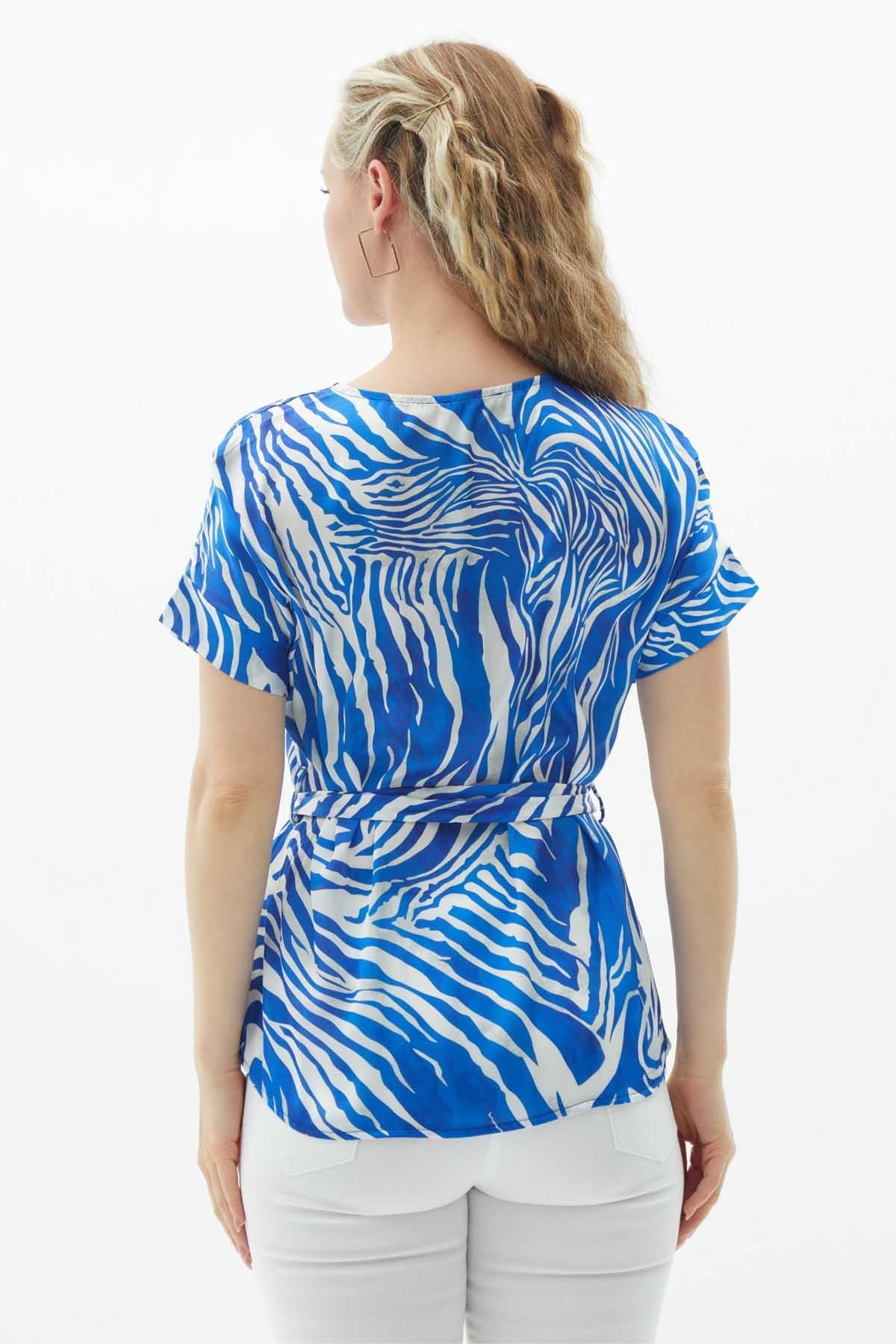 V Yaka Düşük Kol Zebra Desen Bluz  /  SAKS
