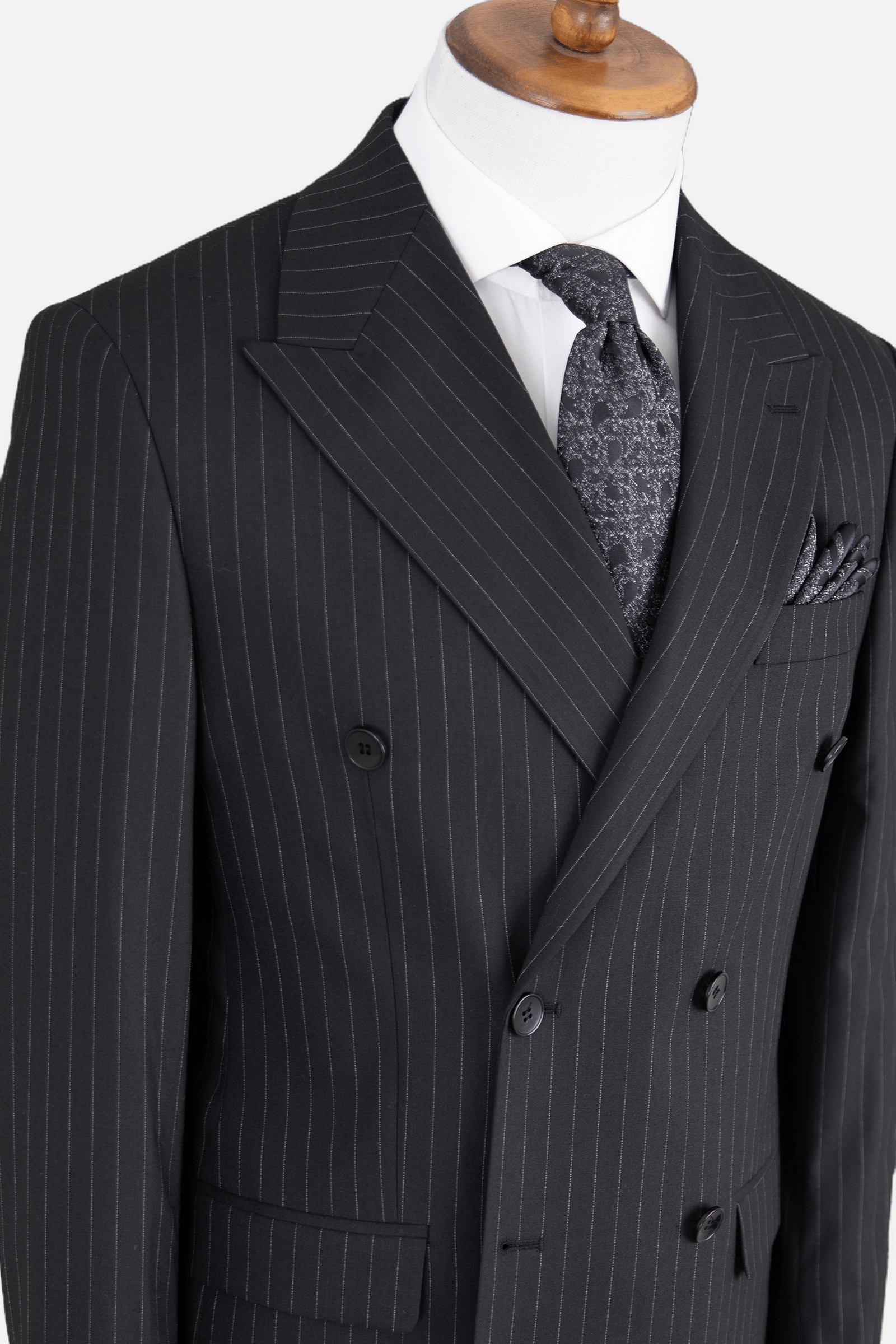 Erkek Çizgili Kırlangıç Yaka Kruvaze Takım Elbise Modern Fit Siyah