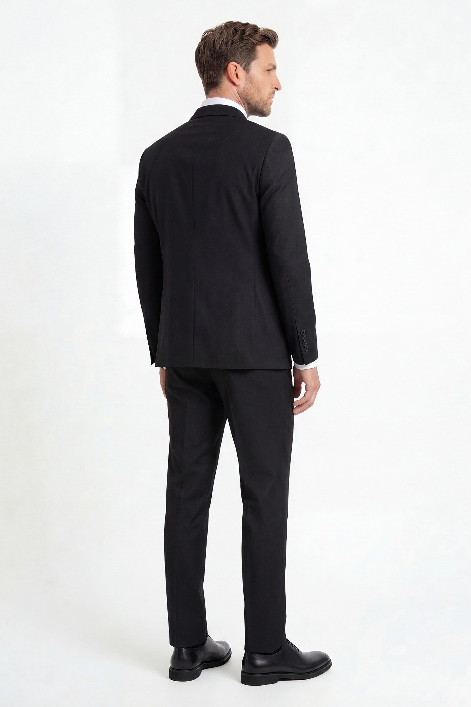 Erkek Kruvaze Takım Elbise Sivri Yaka  Modern Fit Basic Siyah