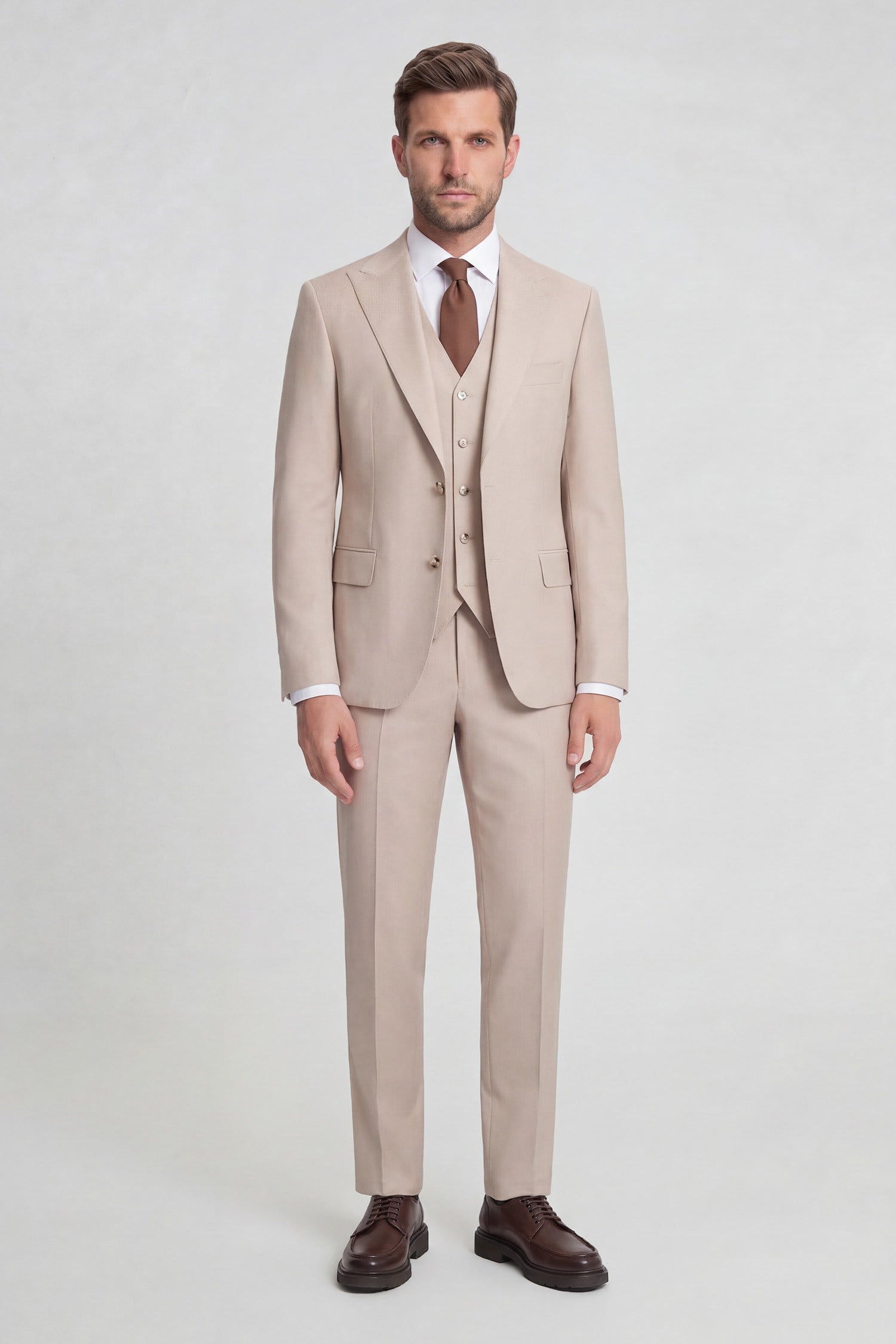 Erkek Yelekli Takım Elbise Sivri Yaka  Modern Fit Basic Bej