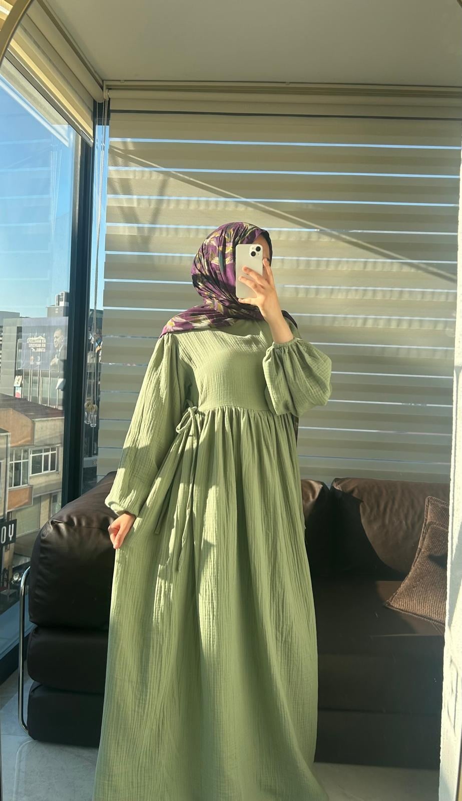 Yandan Bağlamalı Müslin Yeşil Tesettür Elbise