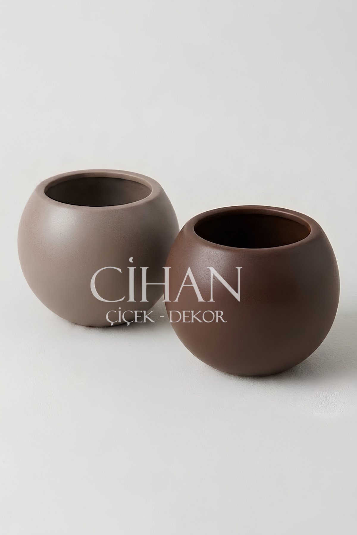 2’li Premium Plastik Küre Saksı Seti (30x30 cm) – Mocha & Kahverengi