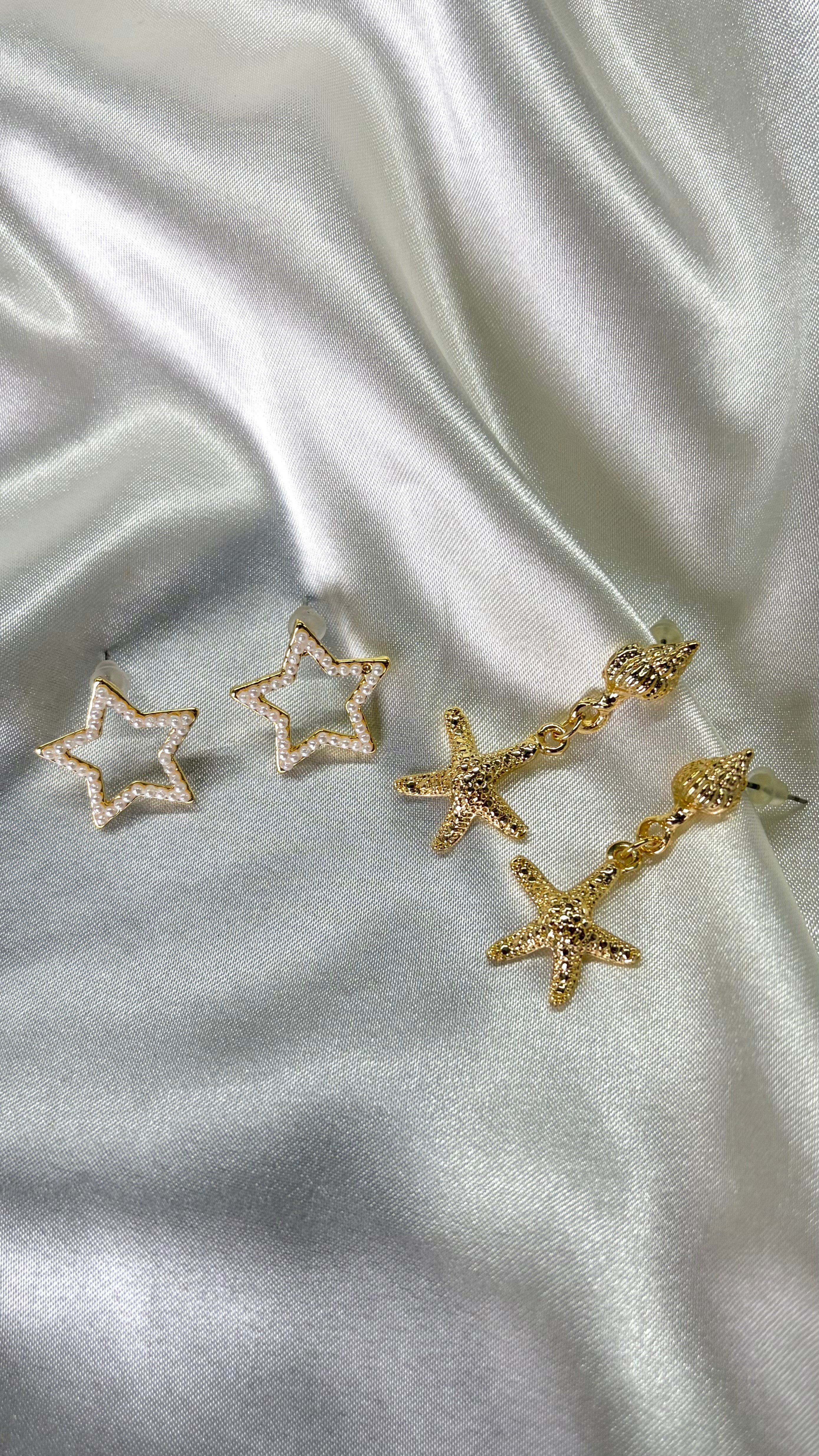 Kadın Gold Renk 2'li İncili Yıldız ve Sallantılı Deniz Yıldızı Küpe
