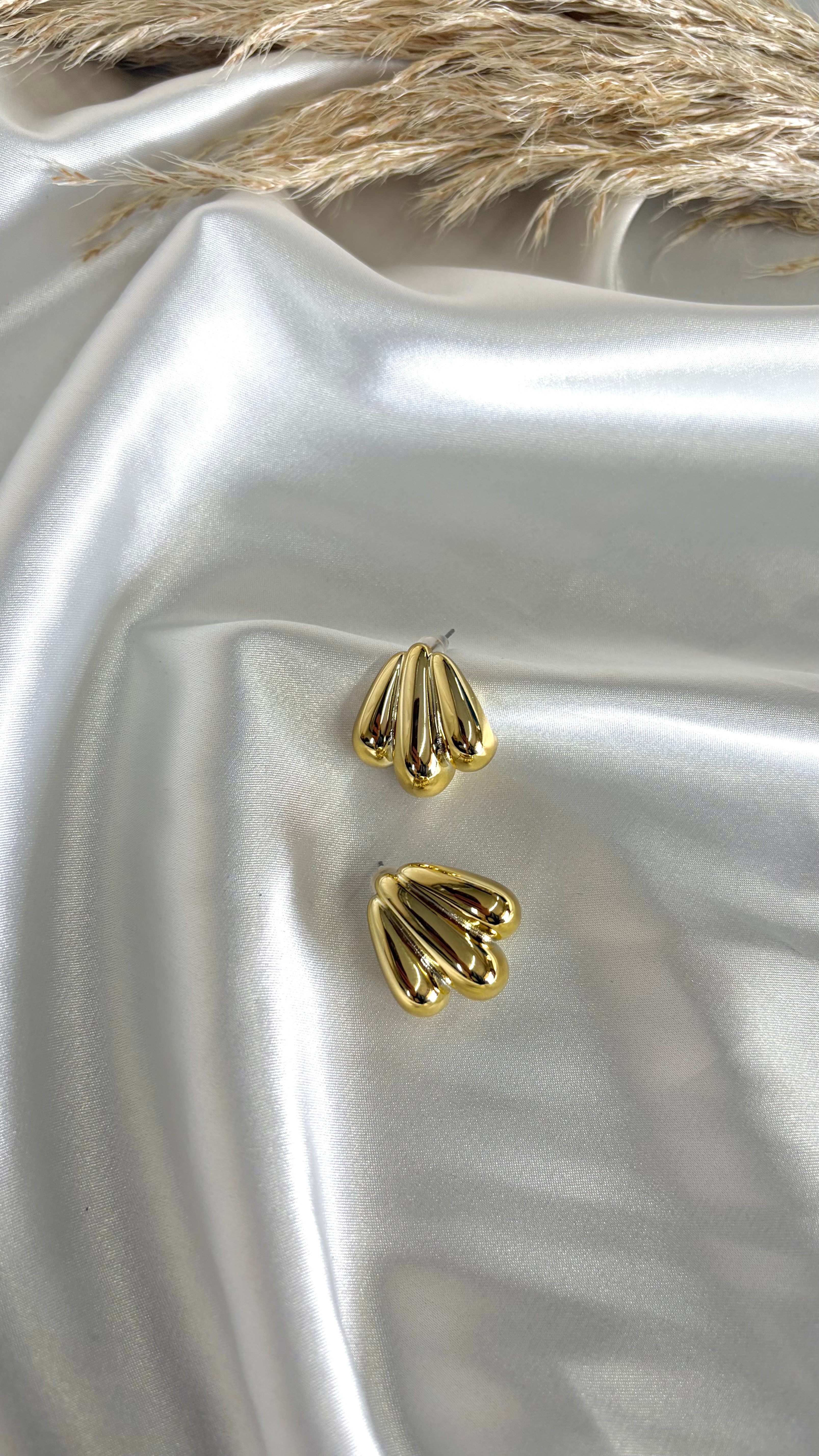 Kadın Gold Renk Damla Model Küpe