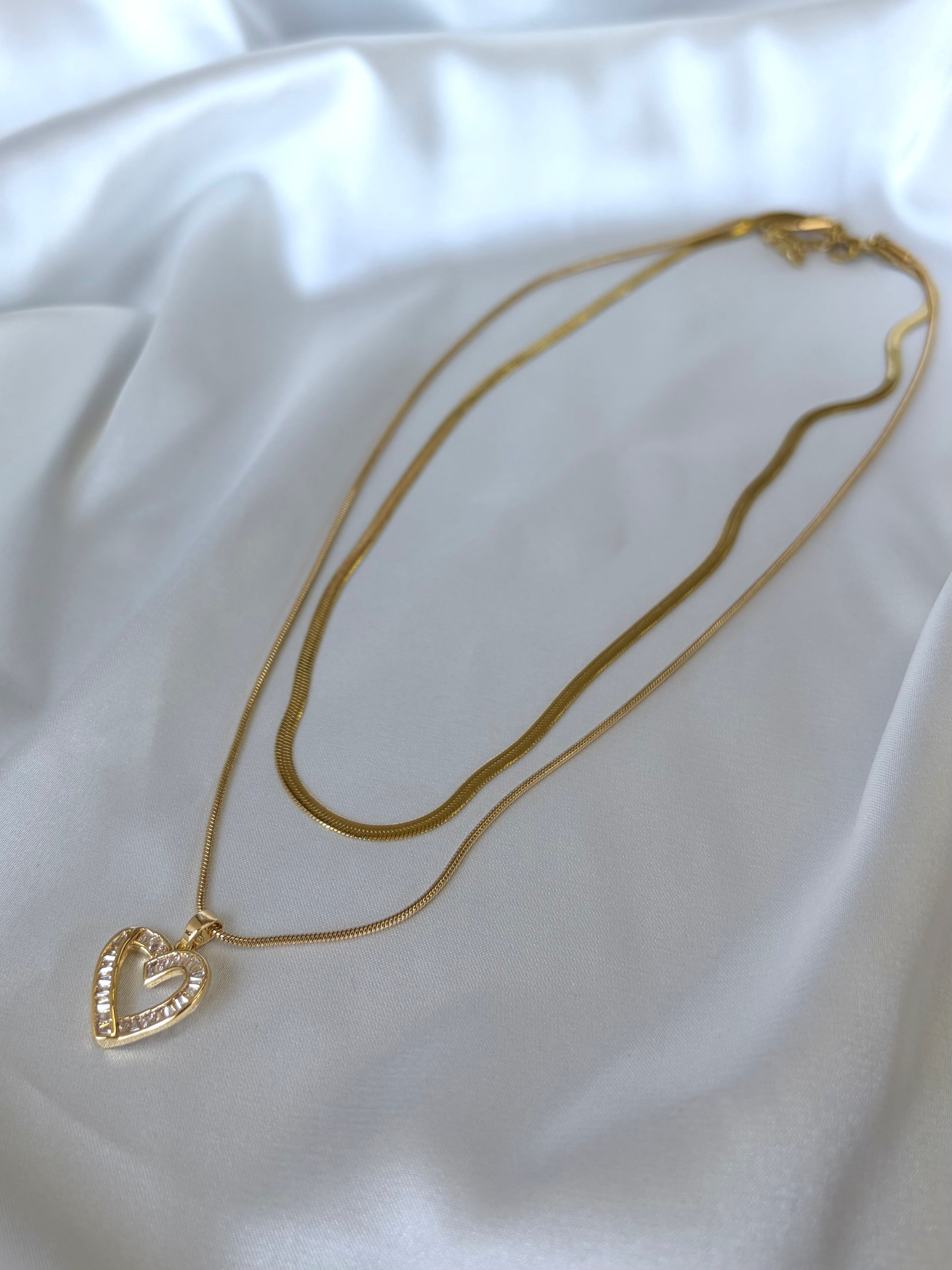 Kadın Gold Renk Taşlı Kalpli 2'li Çelik Kolye