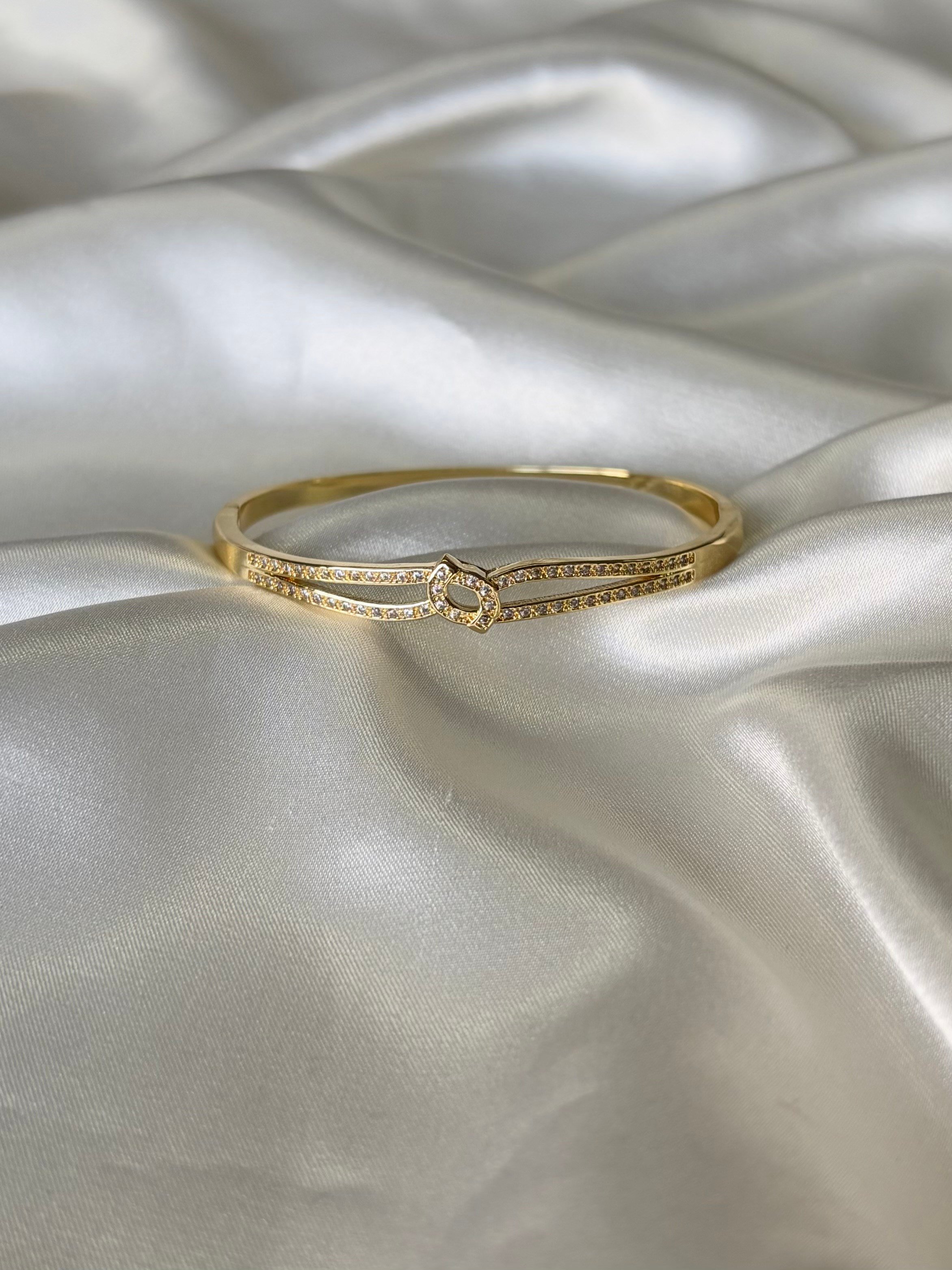 Kadın Gold Renk Taşlı Yaprak Çelik Kelepçe Bileklik 