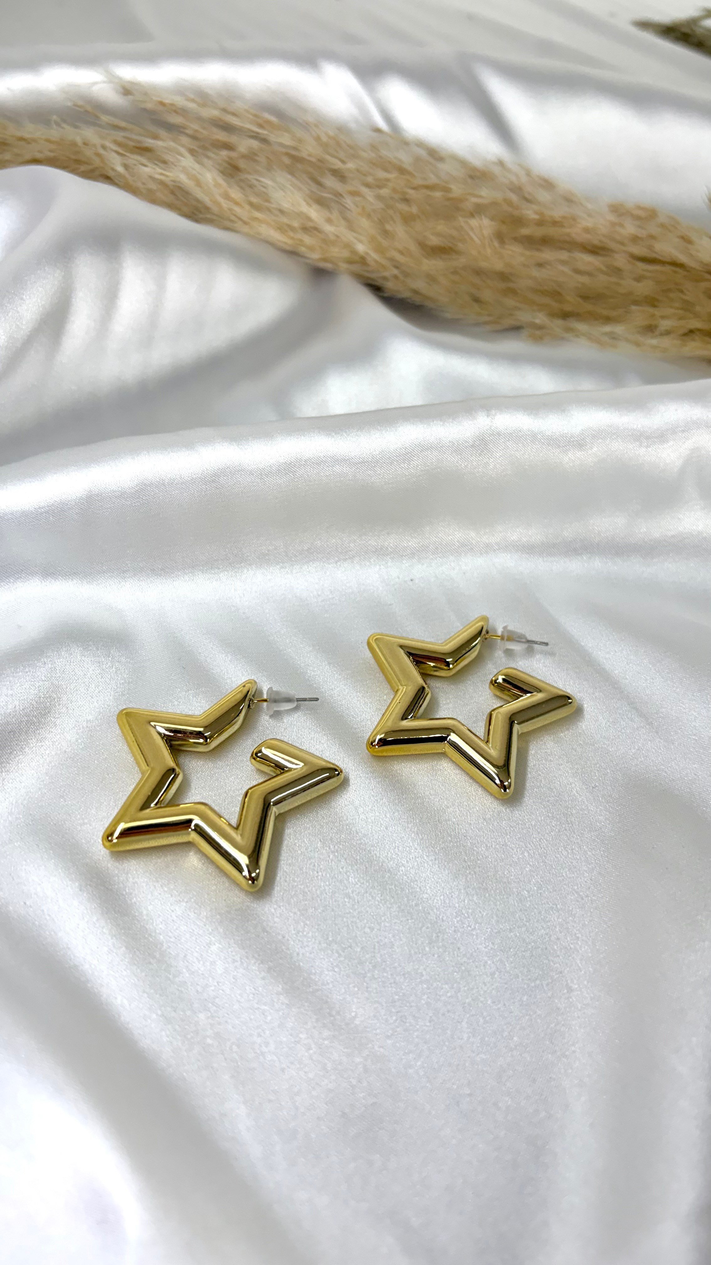 Kadın Gold Renk Yıldız Küpe