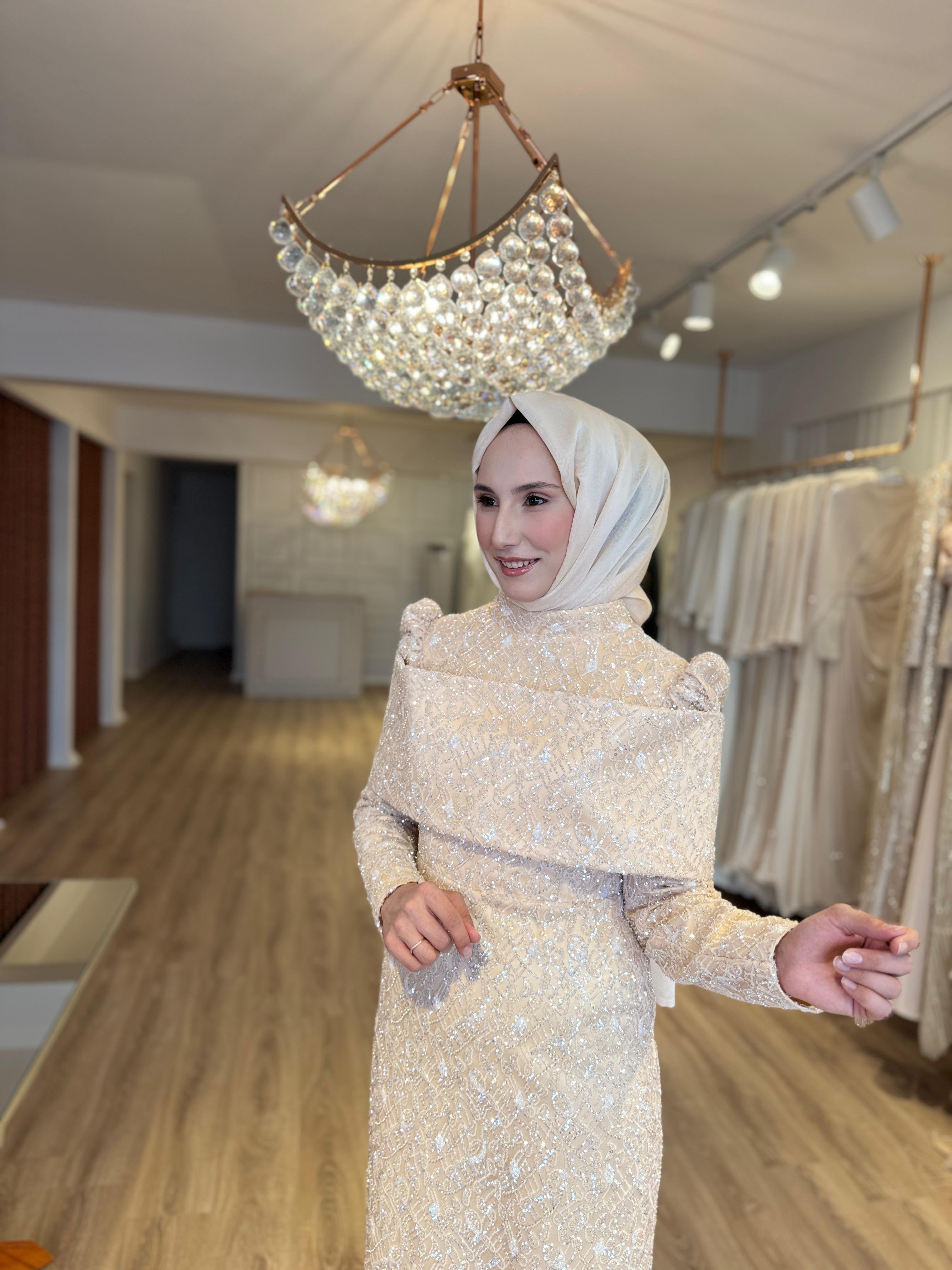 Bella Midi Omuz Detaylı Elbise 
