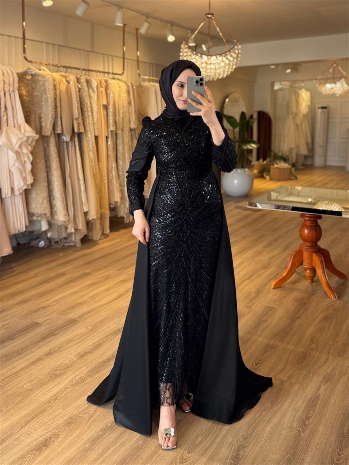 Cariza Kolları Beli Detaylı Elbise