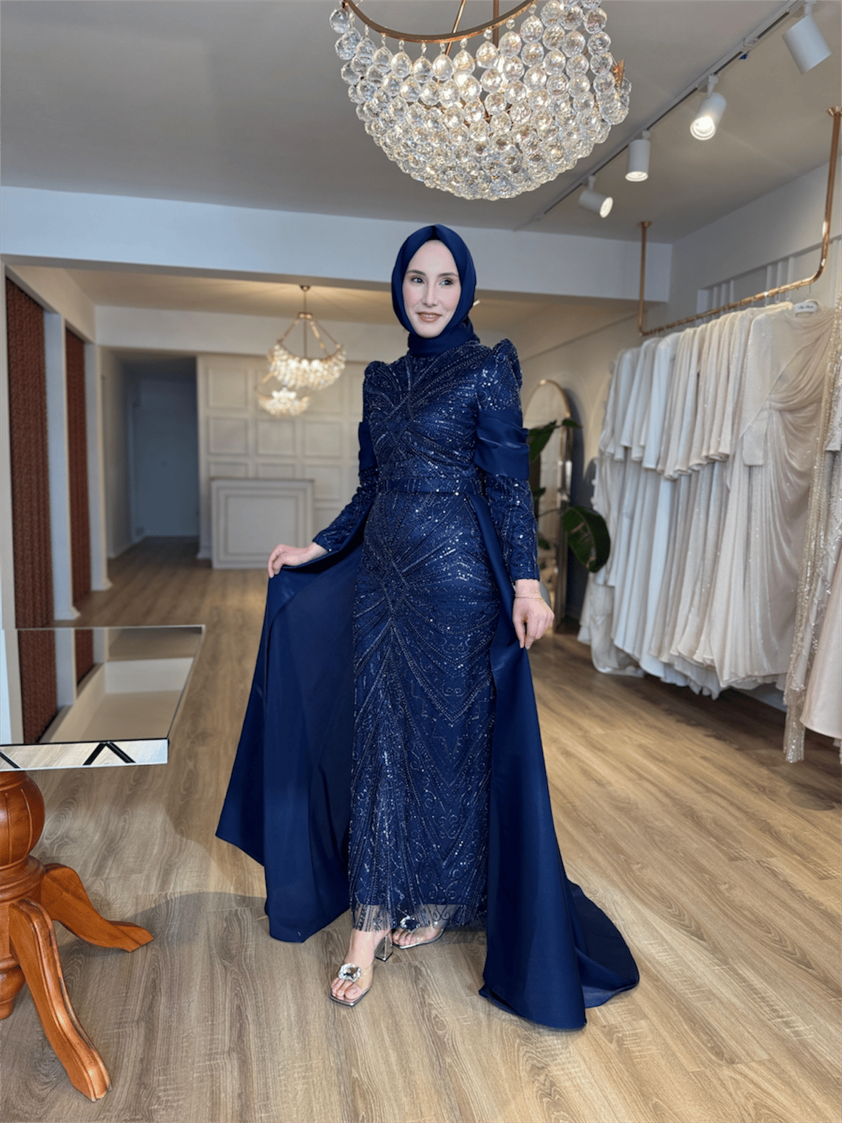 Cariza Kolları Beli Detaylı Elbise