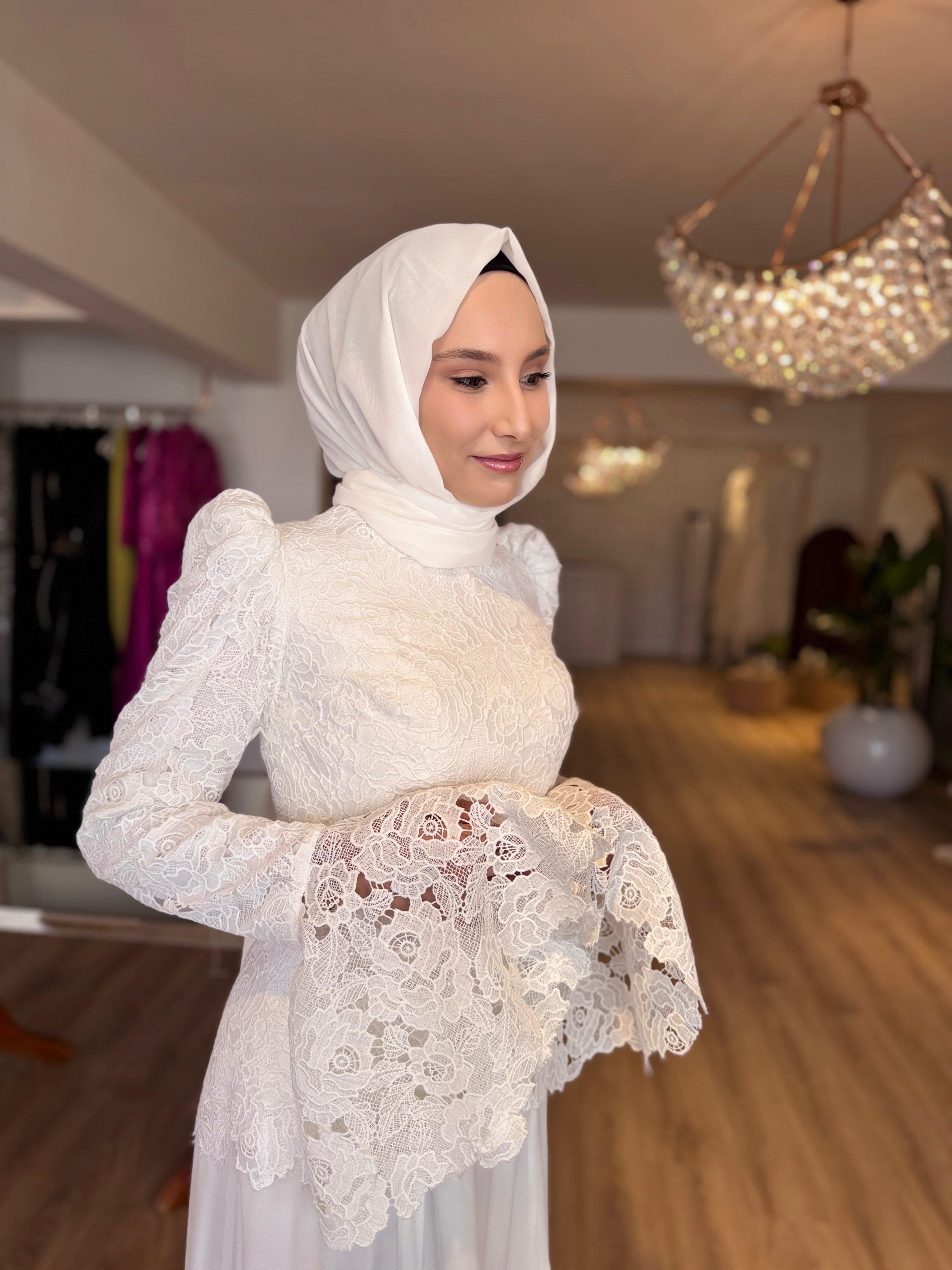 Vionka Dantel Detaylı Elbise