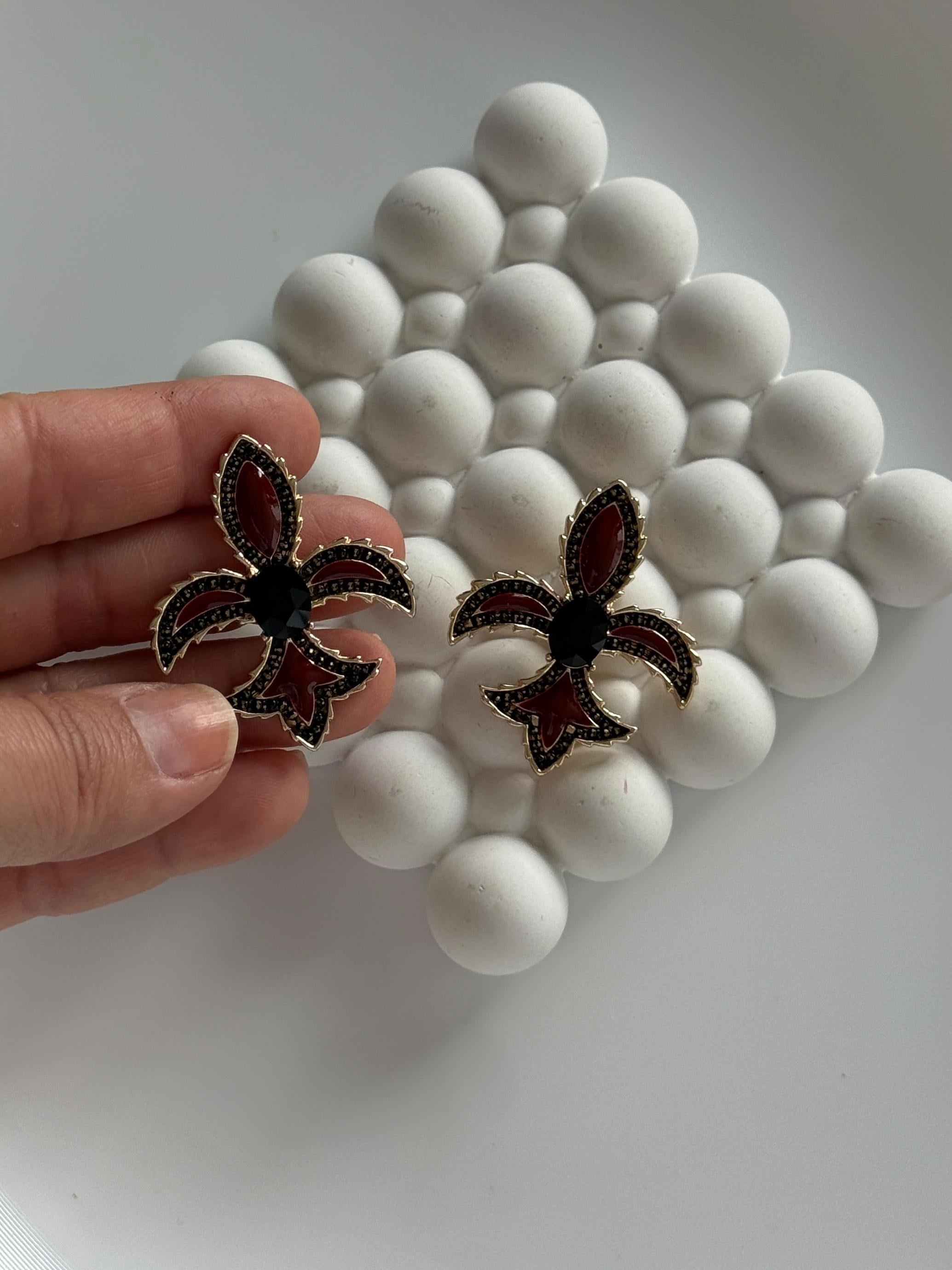 Bordo Fransız Zambağı Küpe