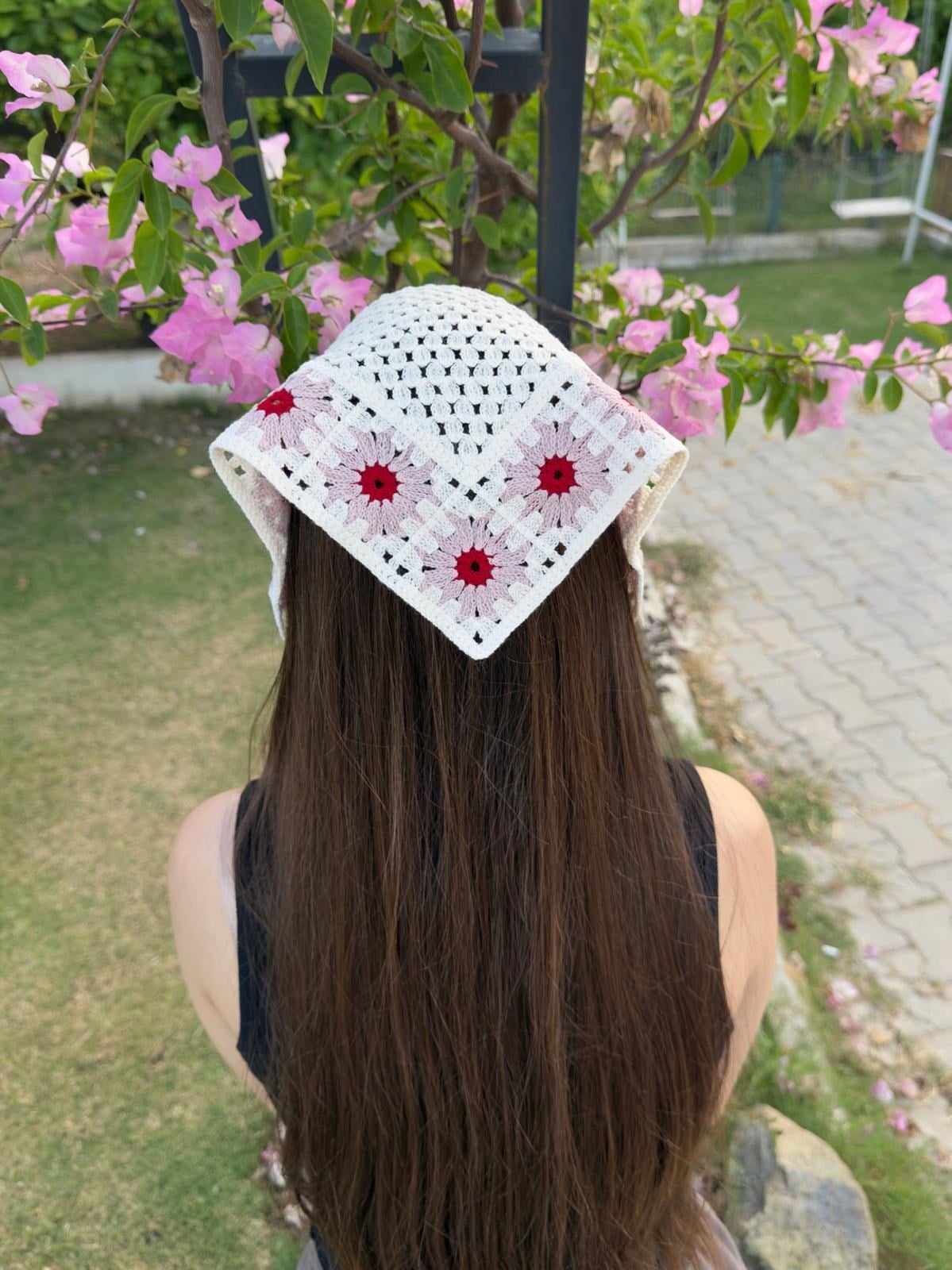 Bordo  Motifli Ekru  Üçgen İpli Bandana