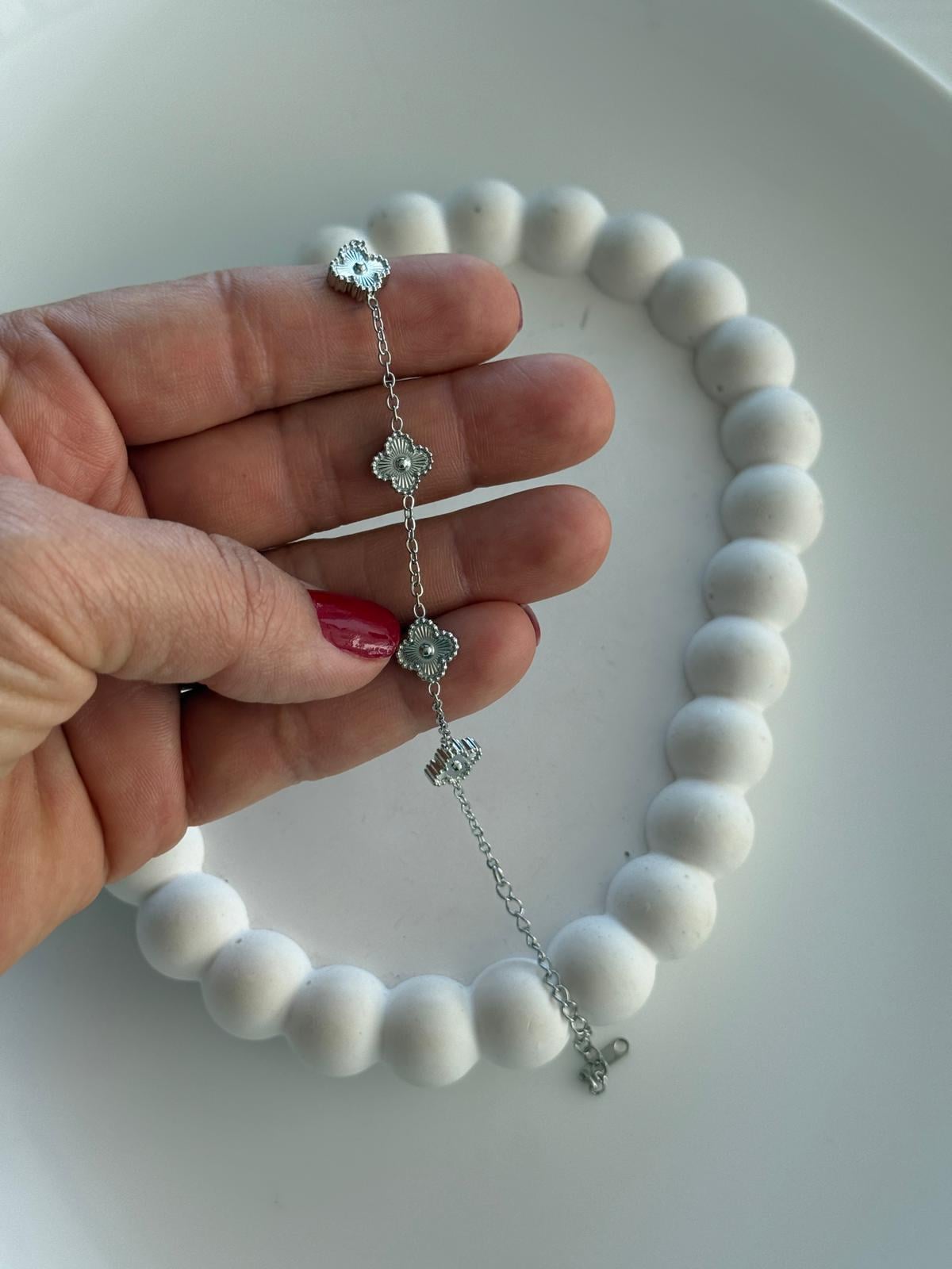 Çelik Gri Minimal Yonca Bileklik