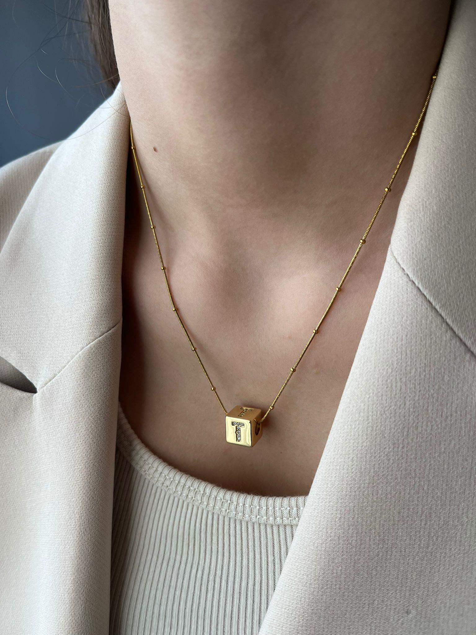 Çelik Küp Harf Kolye