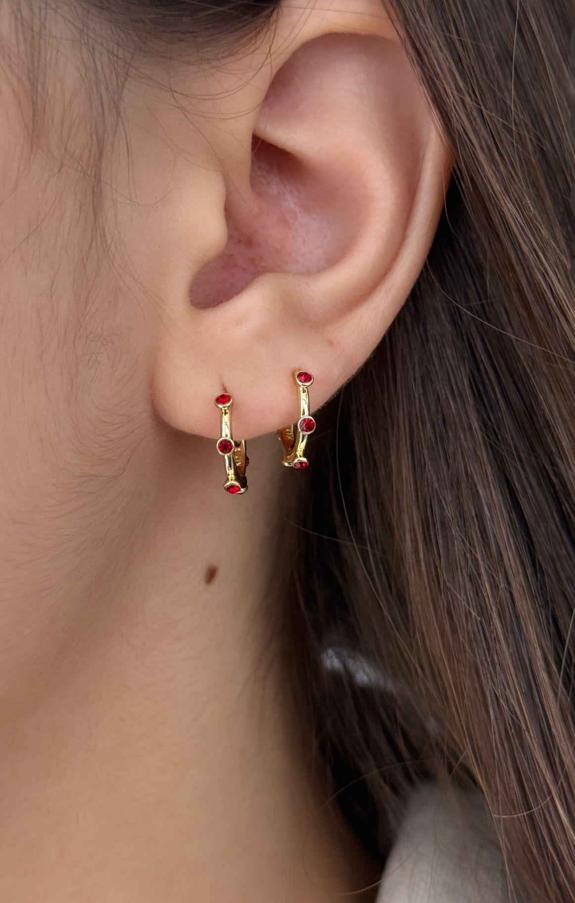 Viip 14k Mini Kırmızı Taşlı Çocuk  Küpe