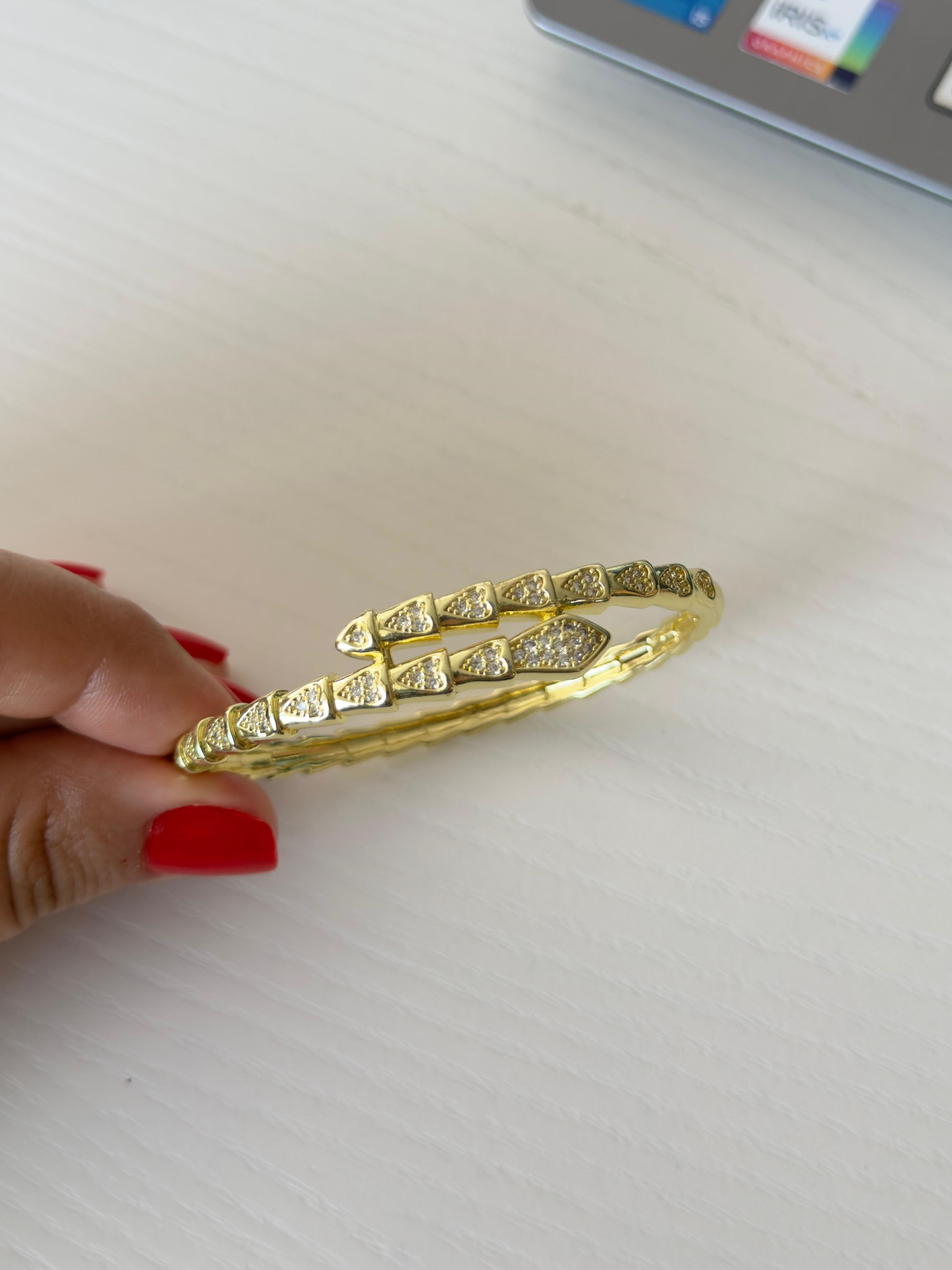 Vip 14k Gömme Taşlı Yılan Model Kelepçe Bileklik 
