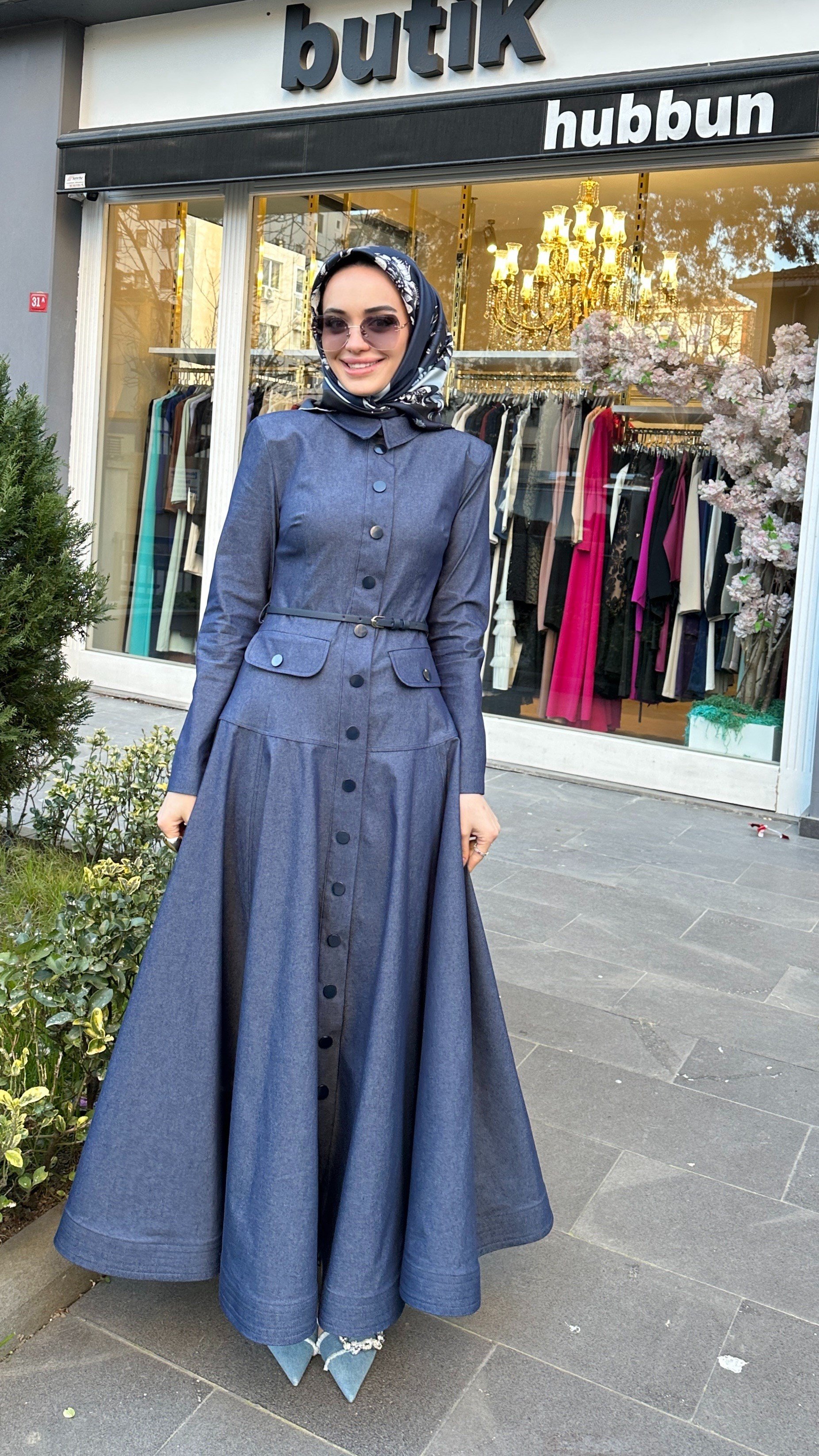 Belden Oturtmalı Denim Elbise