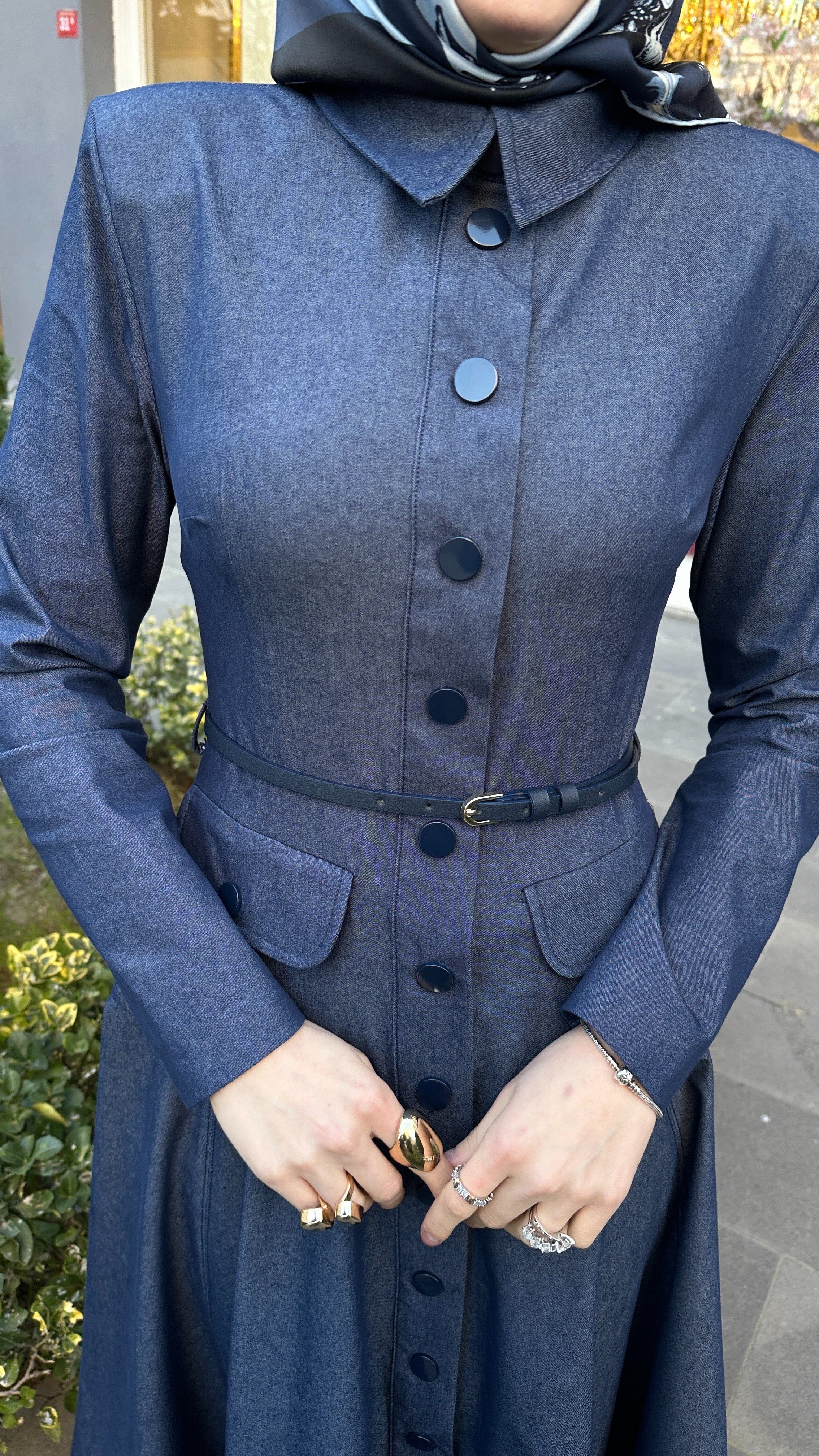 Belden Oturtmalı Denim Elbise