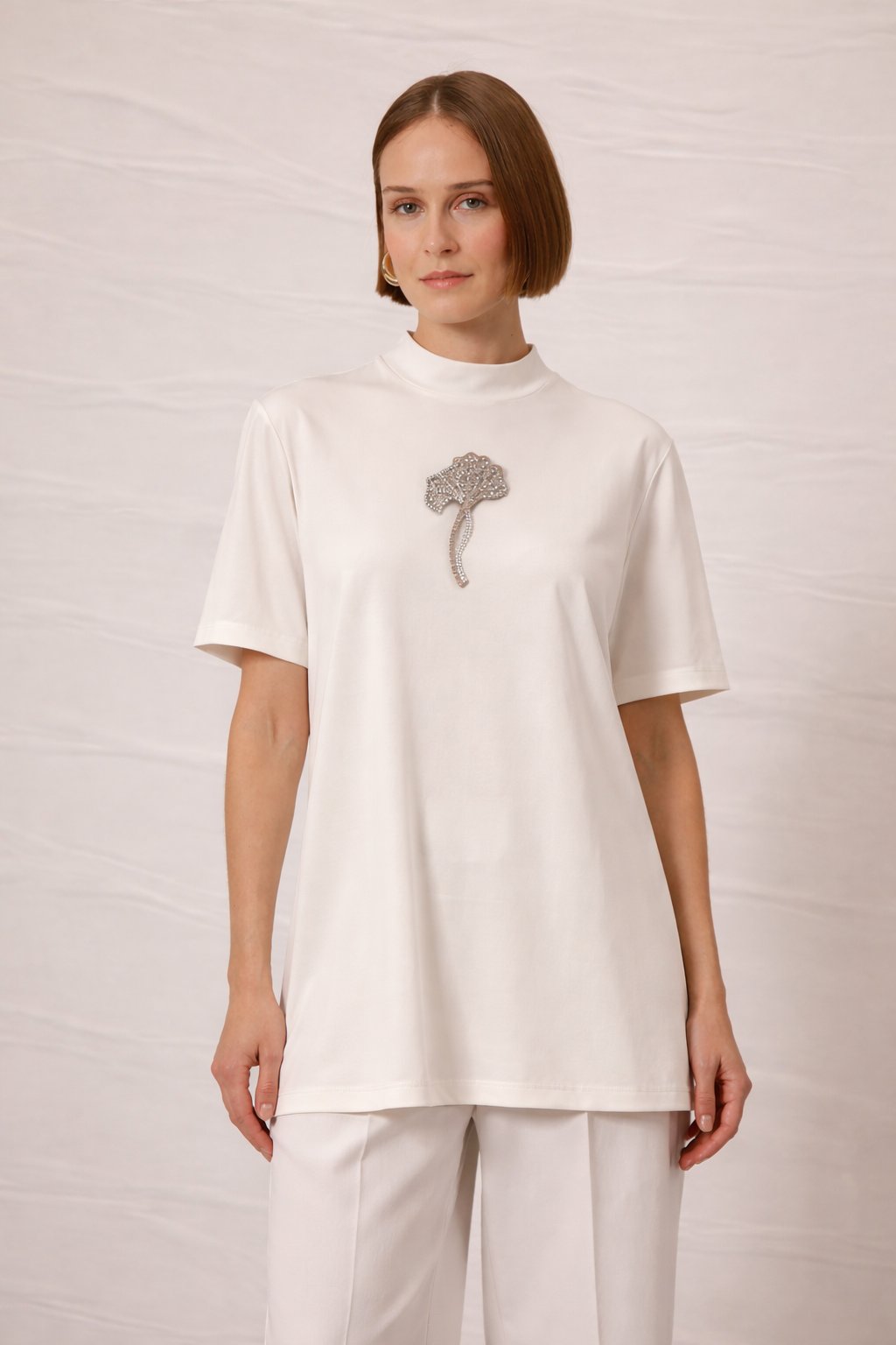 Çiçek Aksesuarlı Bambu Basic Tunik