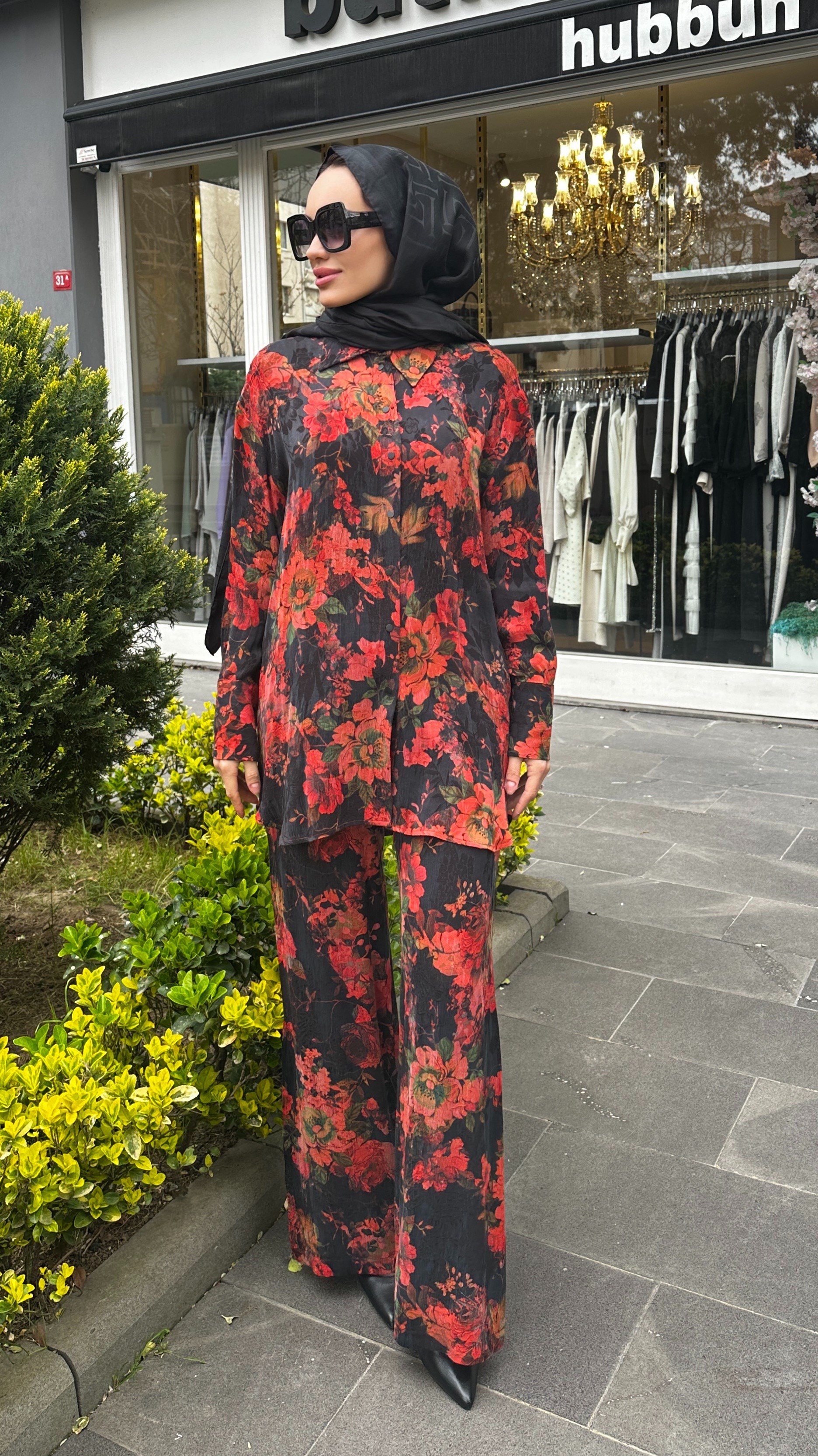 Çiçek Desenli Cupra Takım