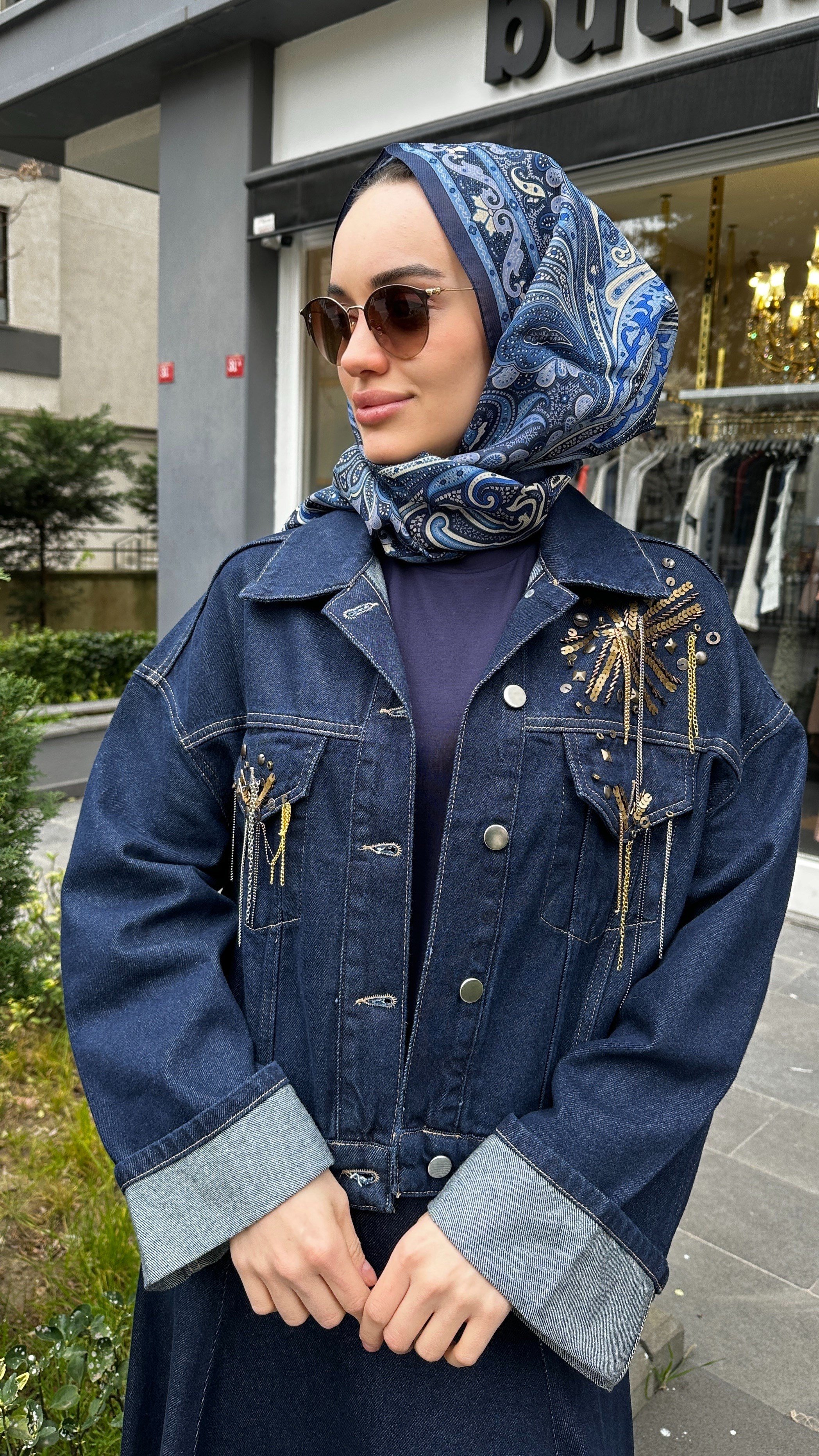 Denim İşlemeli Ceket