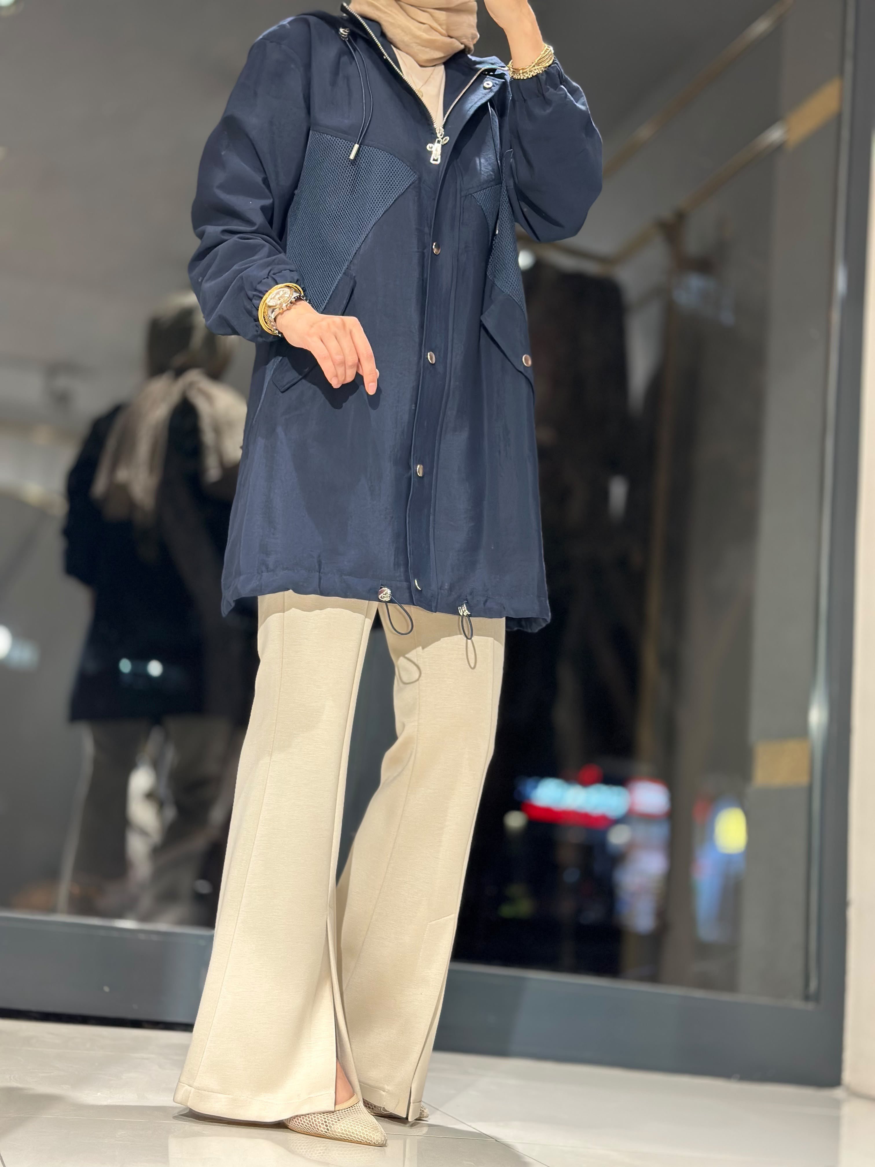 1629 FİLE DETAYLI TRENCH