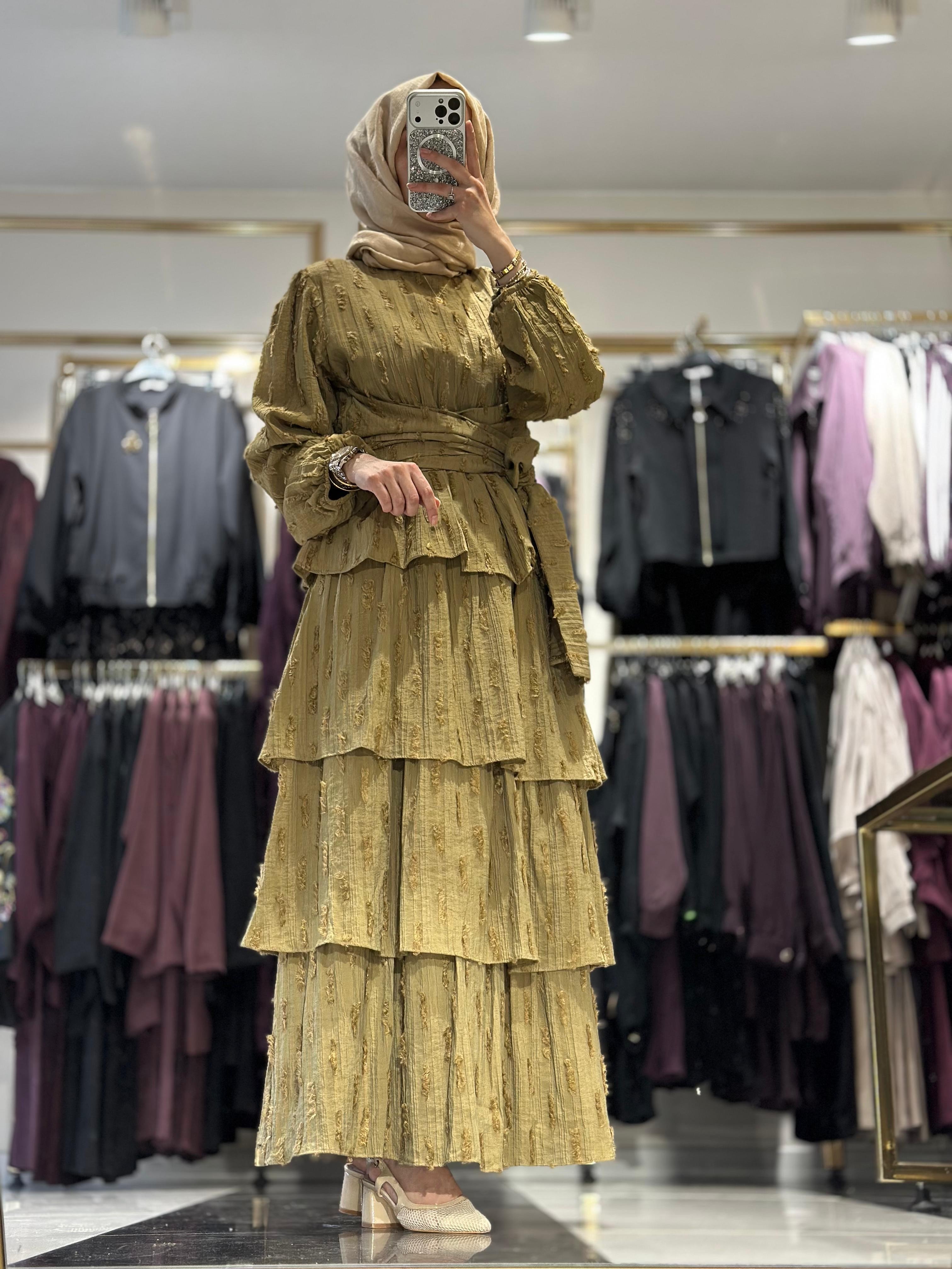 828 KIRÇILLI ELBİSE