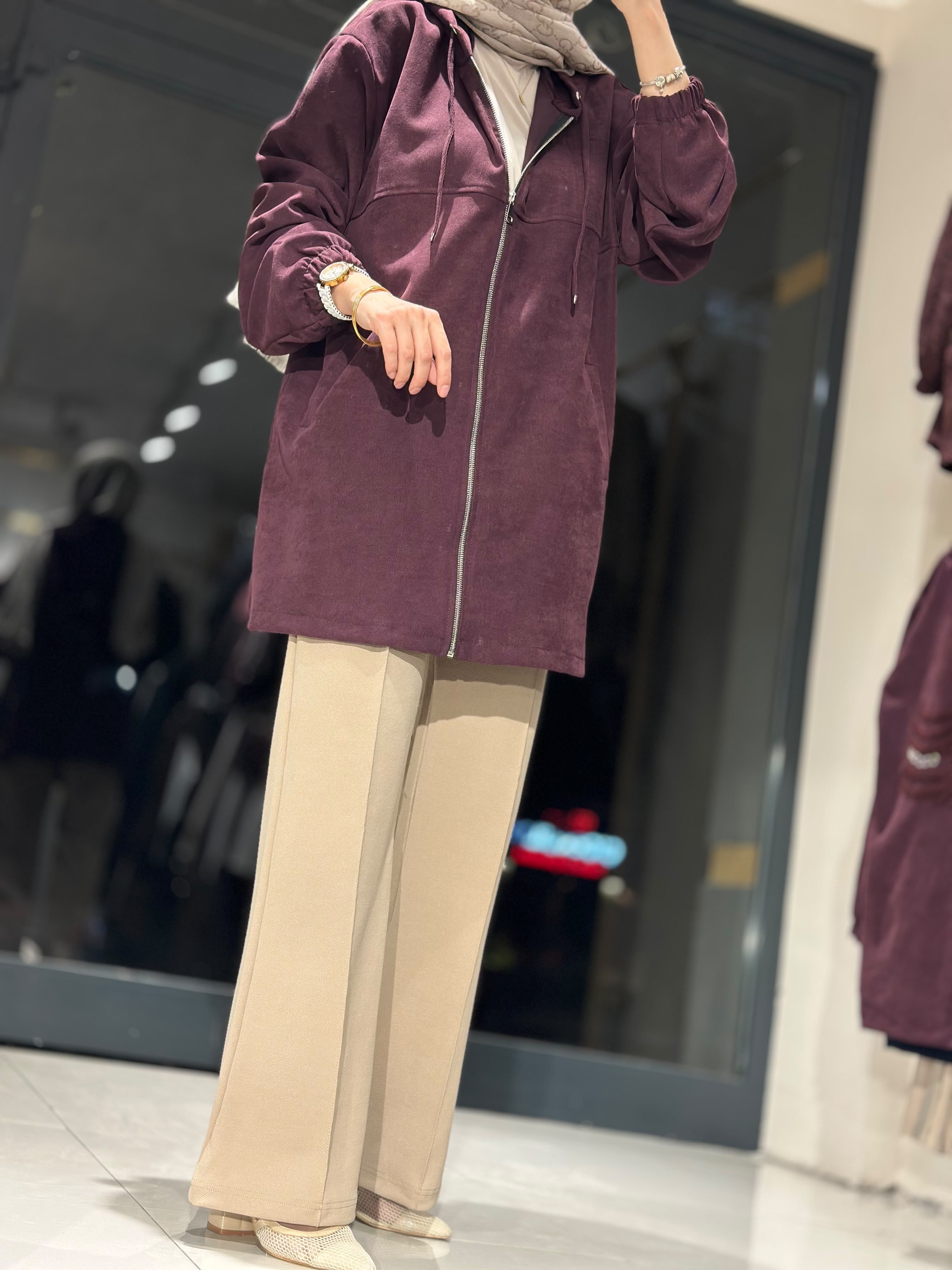 T137 ARKASI İŞLEMELİ CEKET
